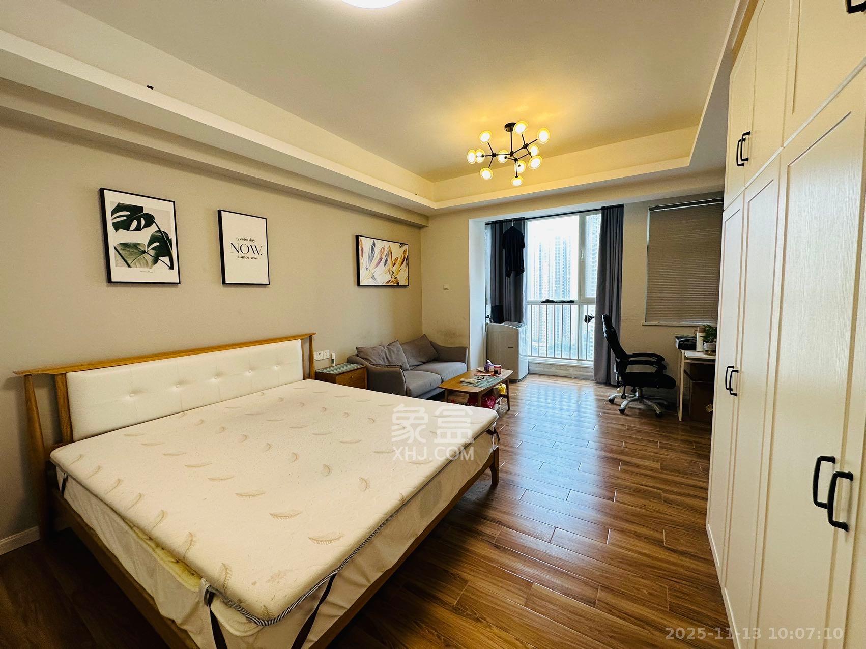 北辰三角洲E4区  1室1厅1卫    2400.0元/月室内图