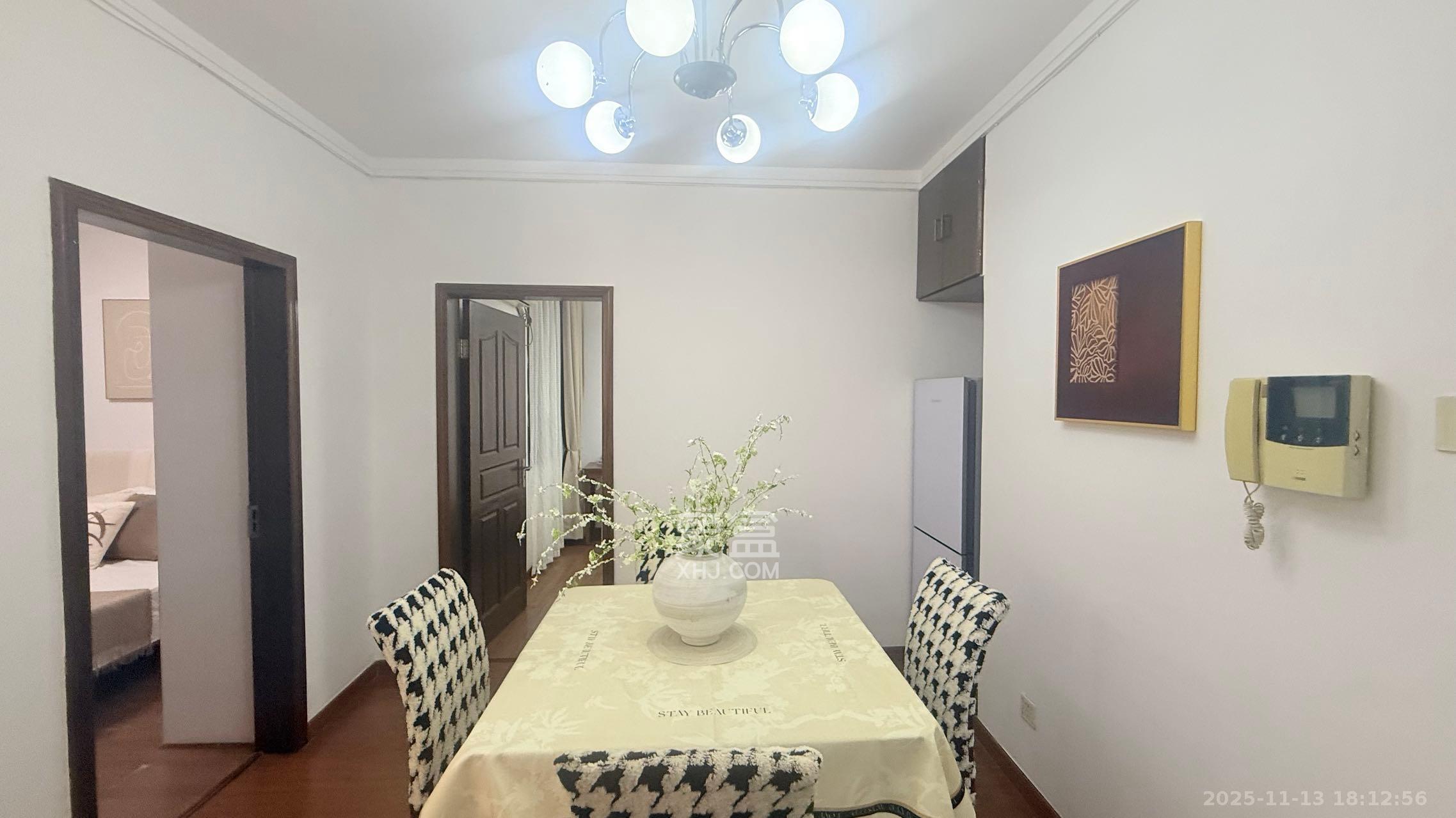 芙蓉公馆  2室2厅1卫    3480.0元/月室内图