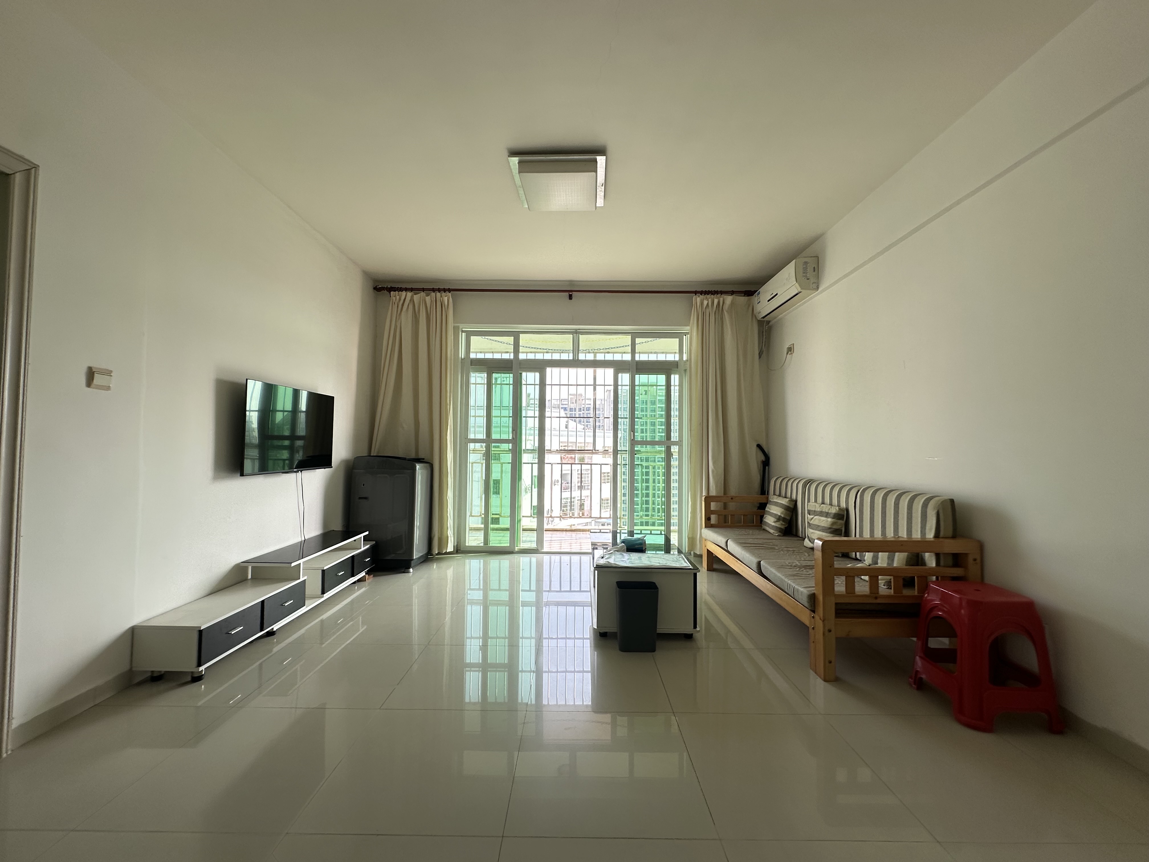 华宝雅苑 2室2厅1卫 2400.0元/月 华宝雅苑 2室2厅1卫 2400.0元/月户型图