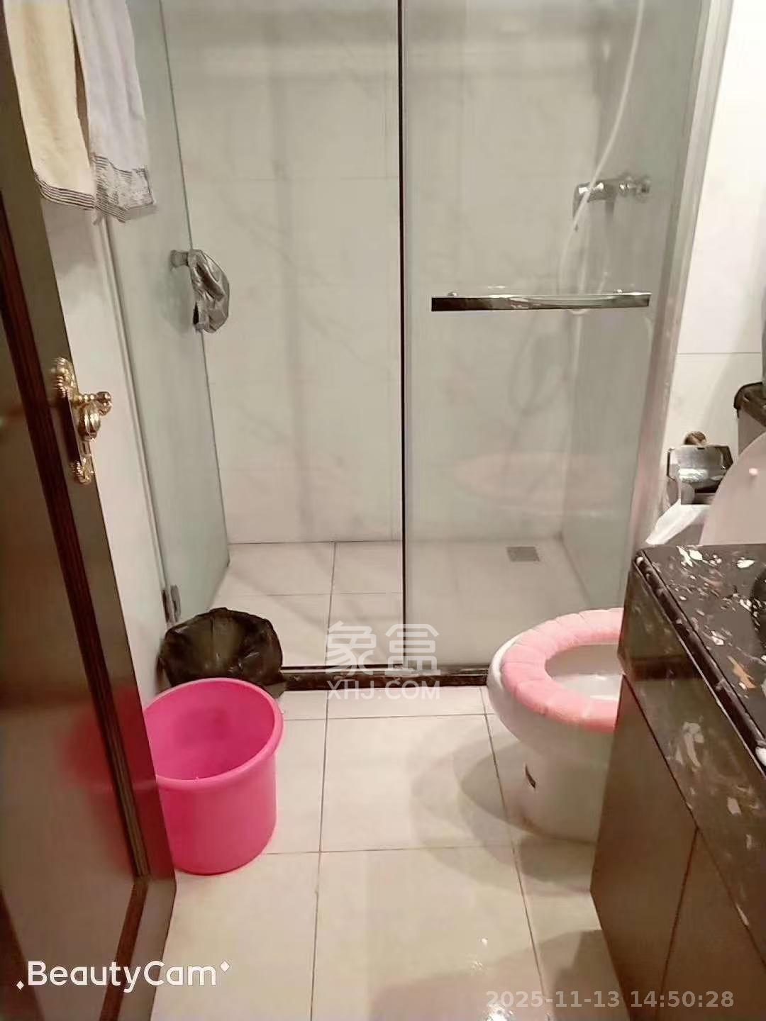 恒大雅苑 1室1厅1卫 1600.0元/月 恒大雅苑 1室1厅1卫 1600.0元/月室内图