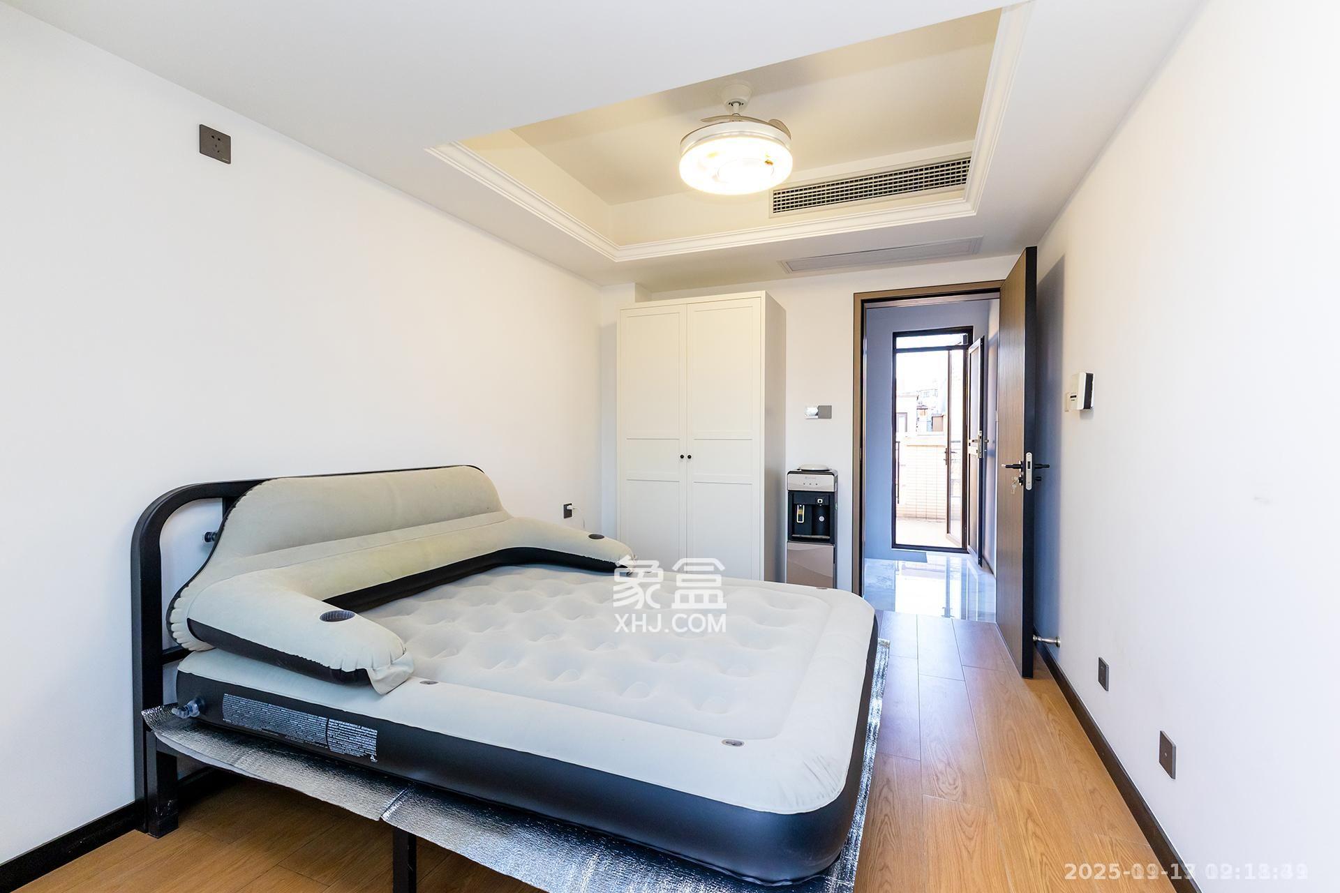 盈峰翠邸  5室2厅4卫    12000.0元/月室内图