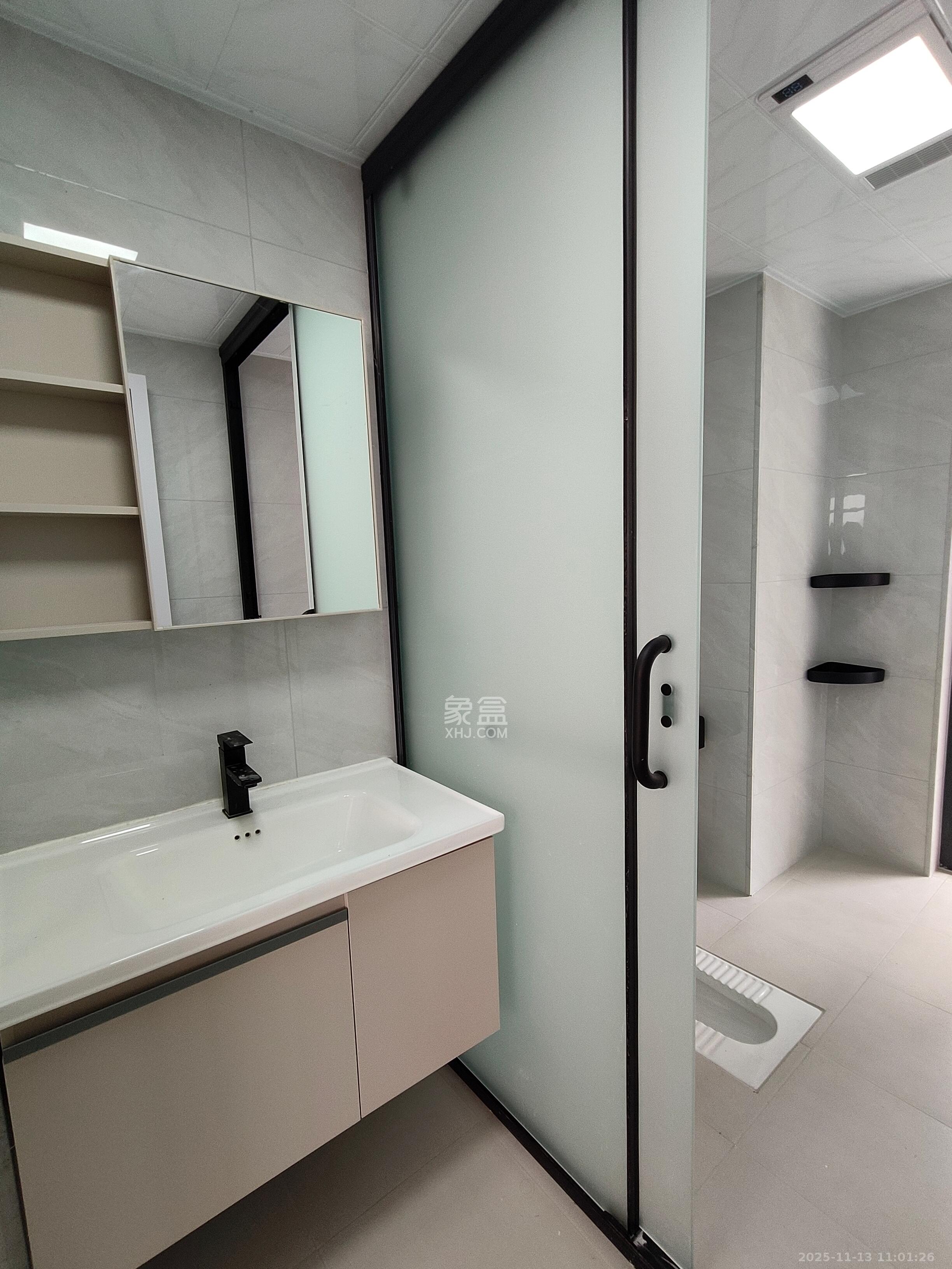 嘉晟康园  3室2厅2卫    4000.0元/月室内图