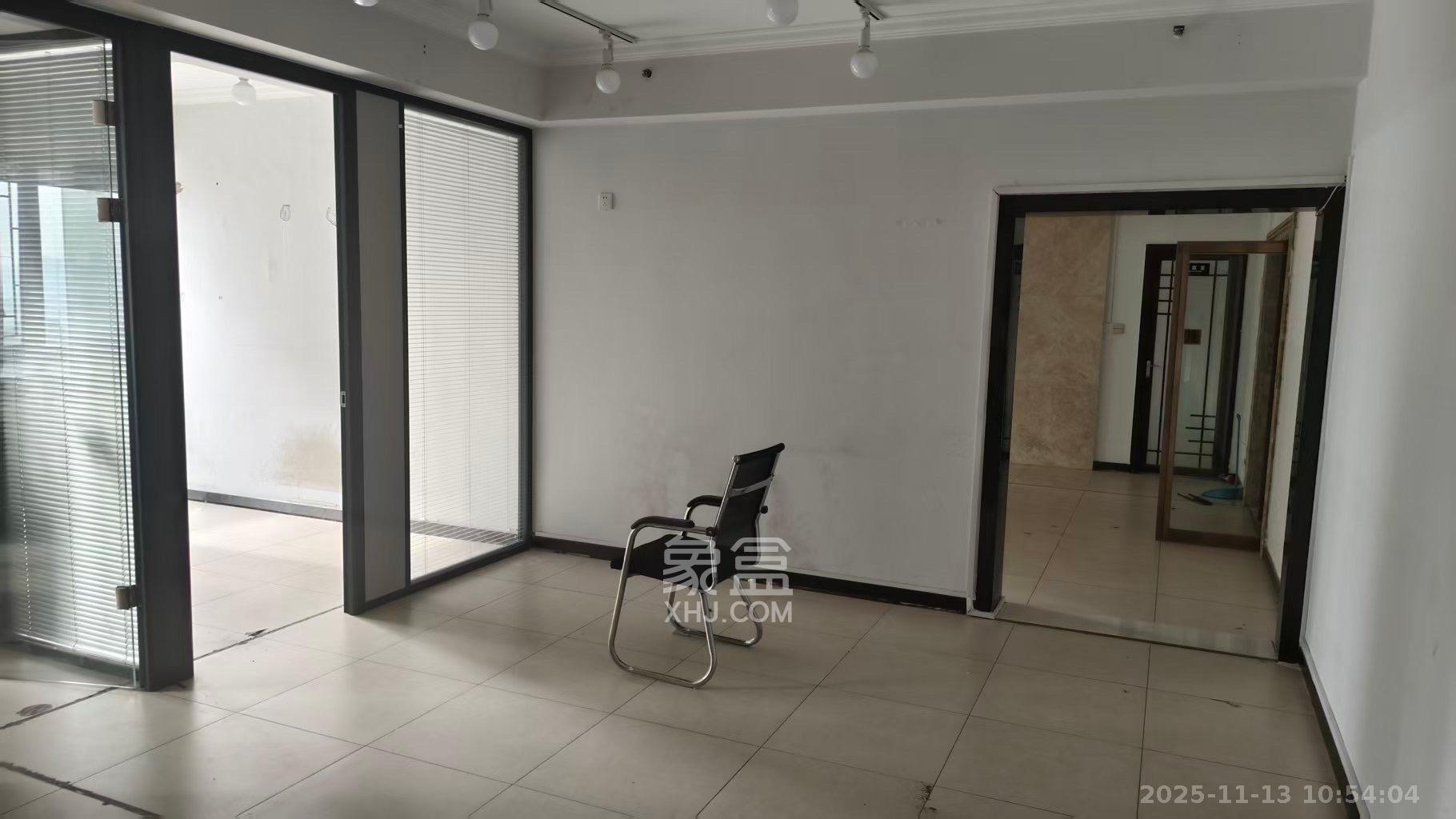 万博汇 2室1厅1卫 2000.0元/月 万博汇 2室1厅1卫 2000.0元/月室内图