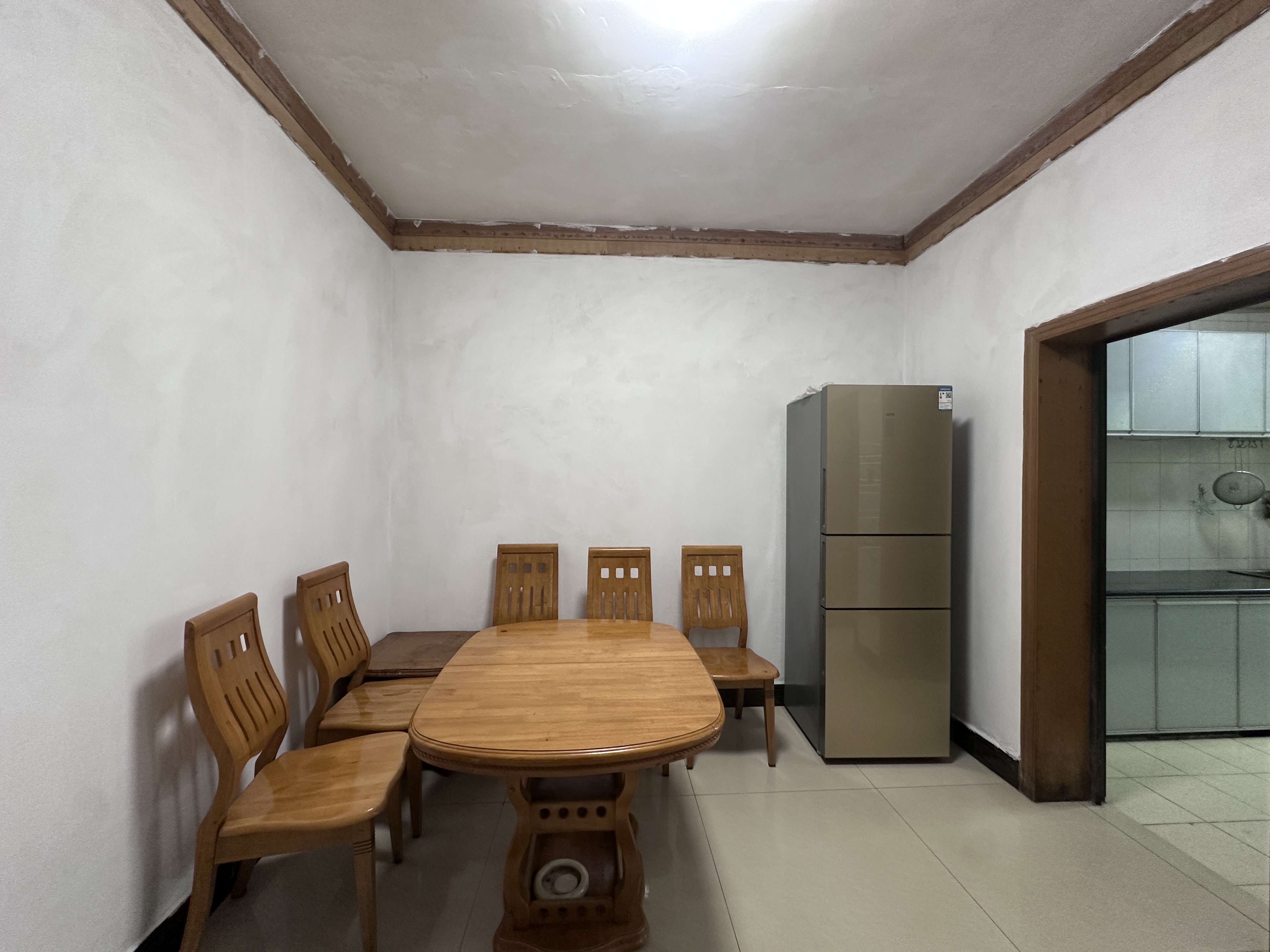 金雁大厦 2室1厅1卫 1300.0元/月 金雁大厦 2室1厅1卫 1300.0元/月室内图