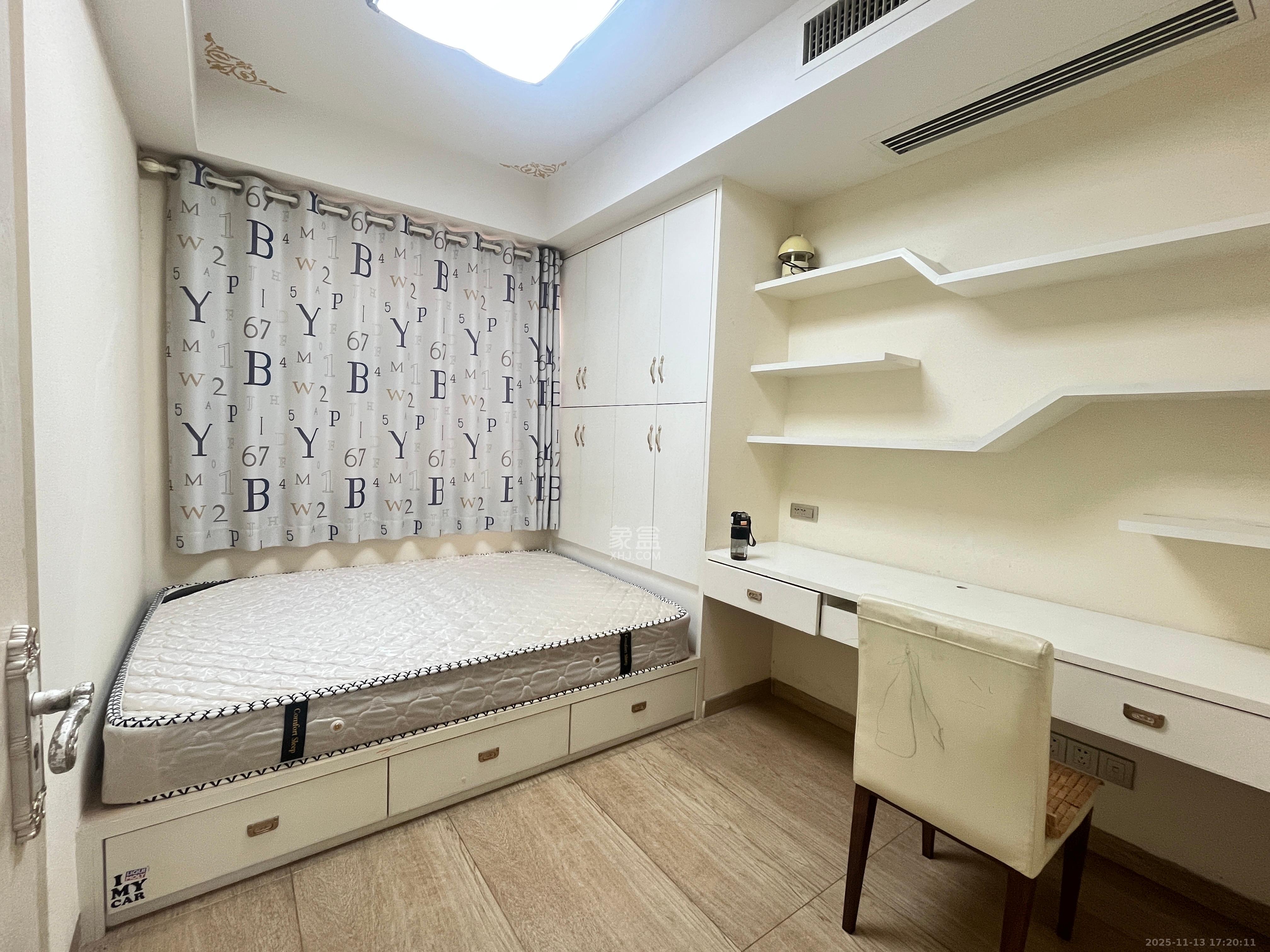 江山帝景雅典 3室2厅1卫 2300.0元/月 江山帝景雅典 3室2厅1卫 2300.0元/月室内图