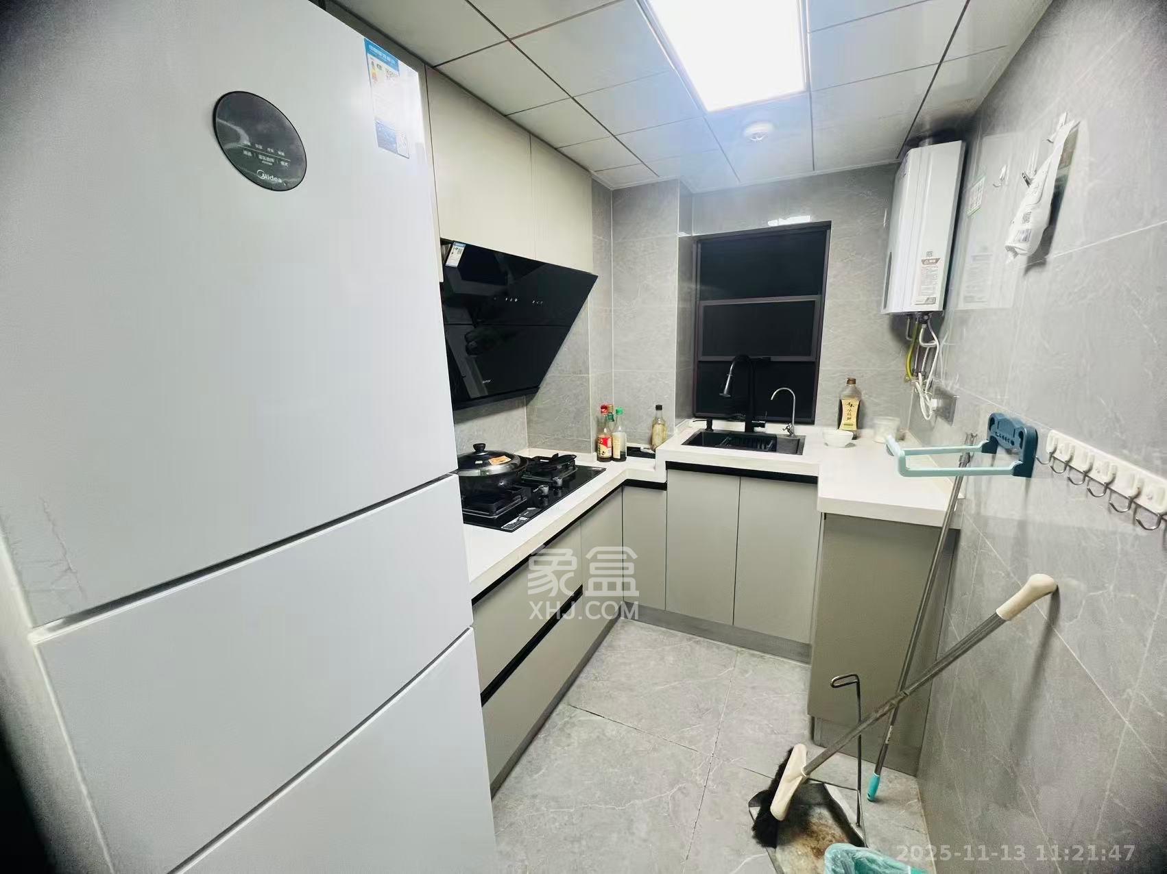 万科金色梦想A区 2室2厅1卫 2500.0元/月 万科金色梦想A区 2室2厅1卫 2500.0元/月室内图