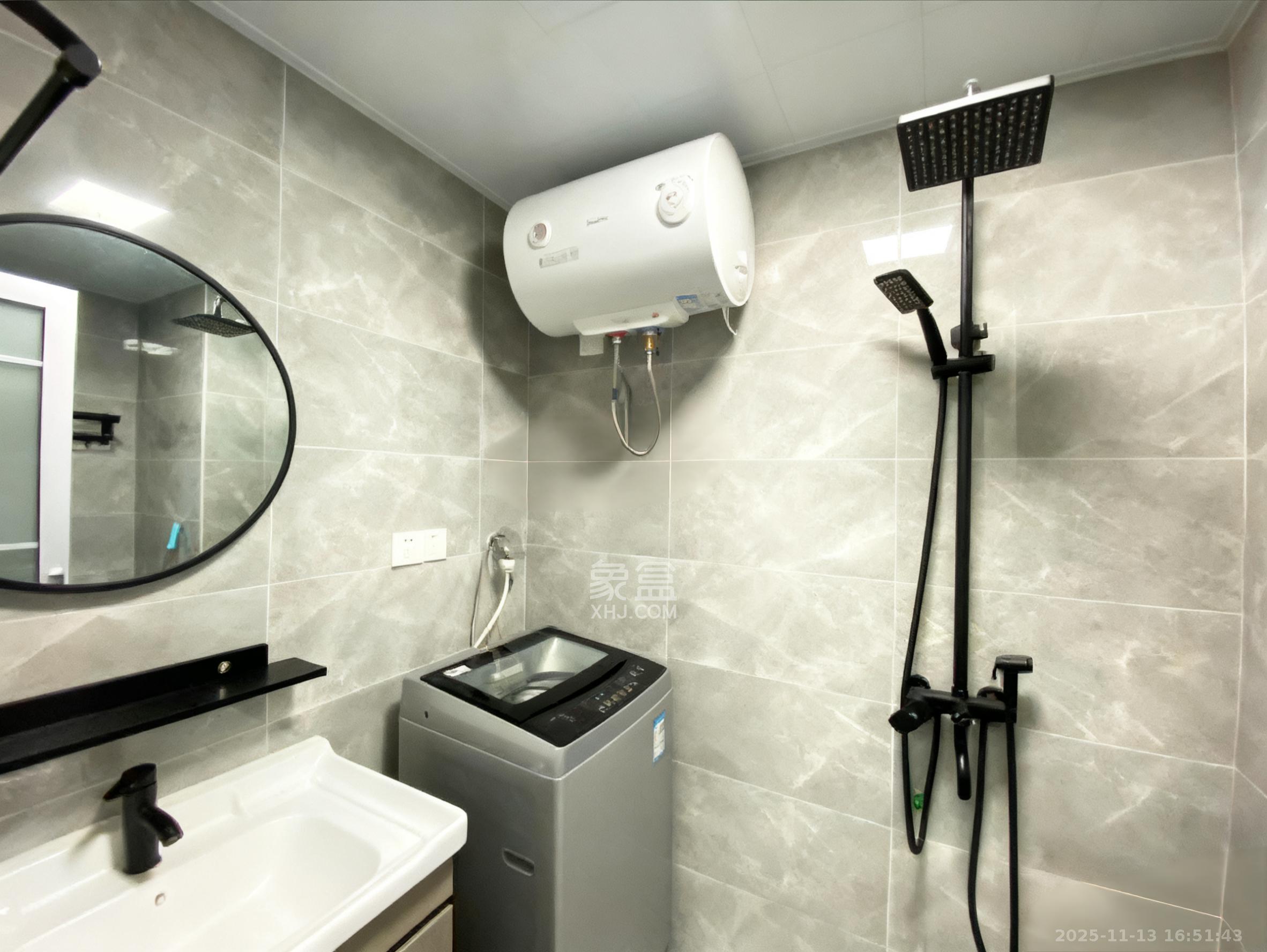 芙蓉万国城MOMA（卓越汇富苑）  1室1厅1卫    1400.0元/月室内图