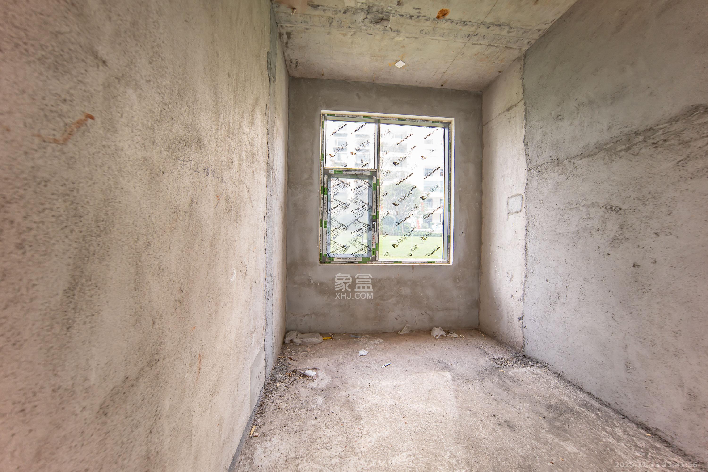 保利长交锦上 4室2厅2卫 120.0万 保利长交锦上 4室2厅2卫 120.0万卧室