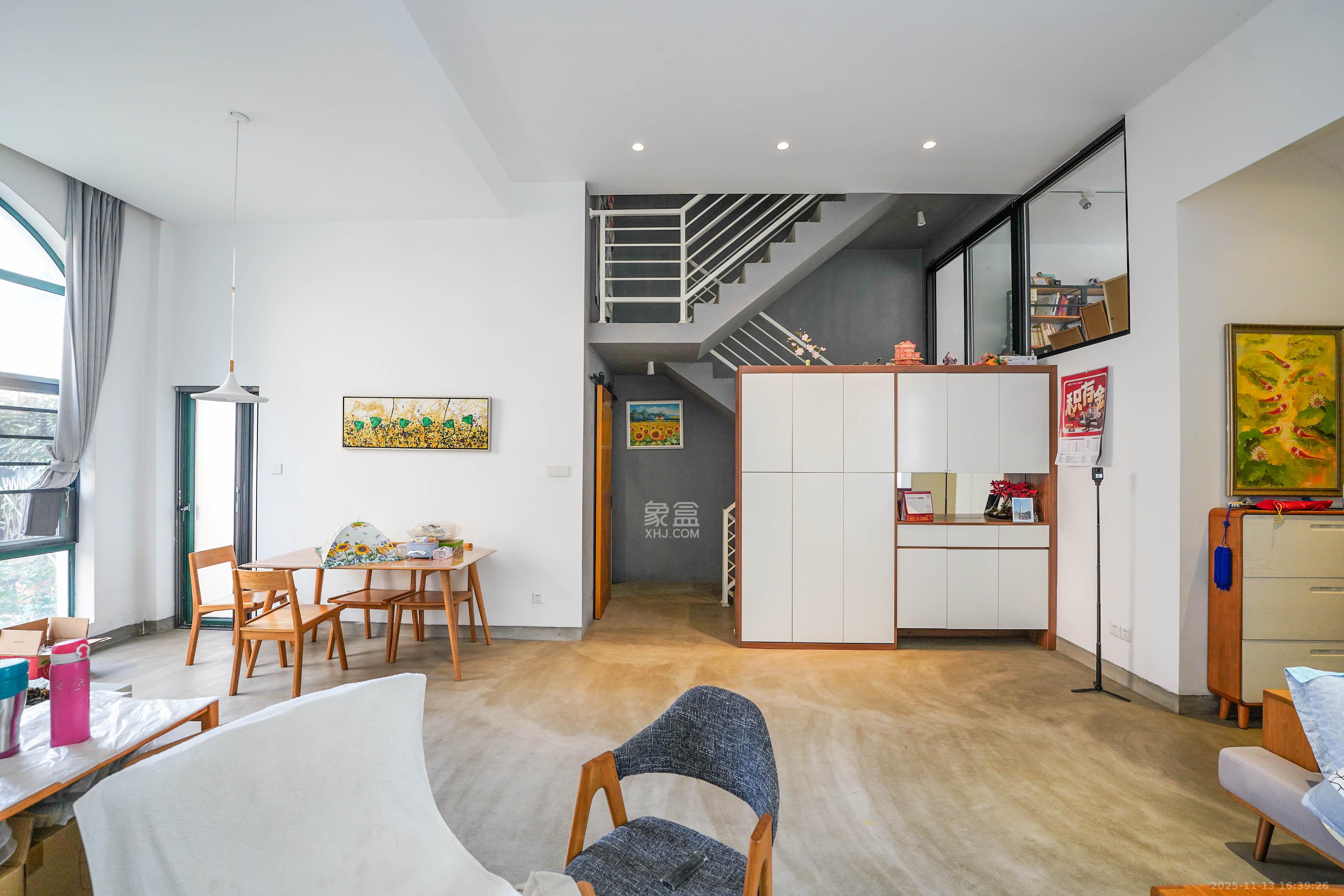 御邦  1室0厅0卫    298.0万客厅