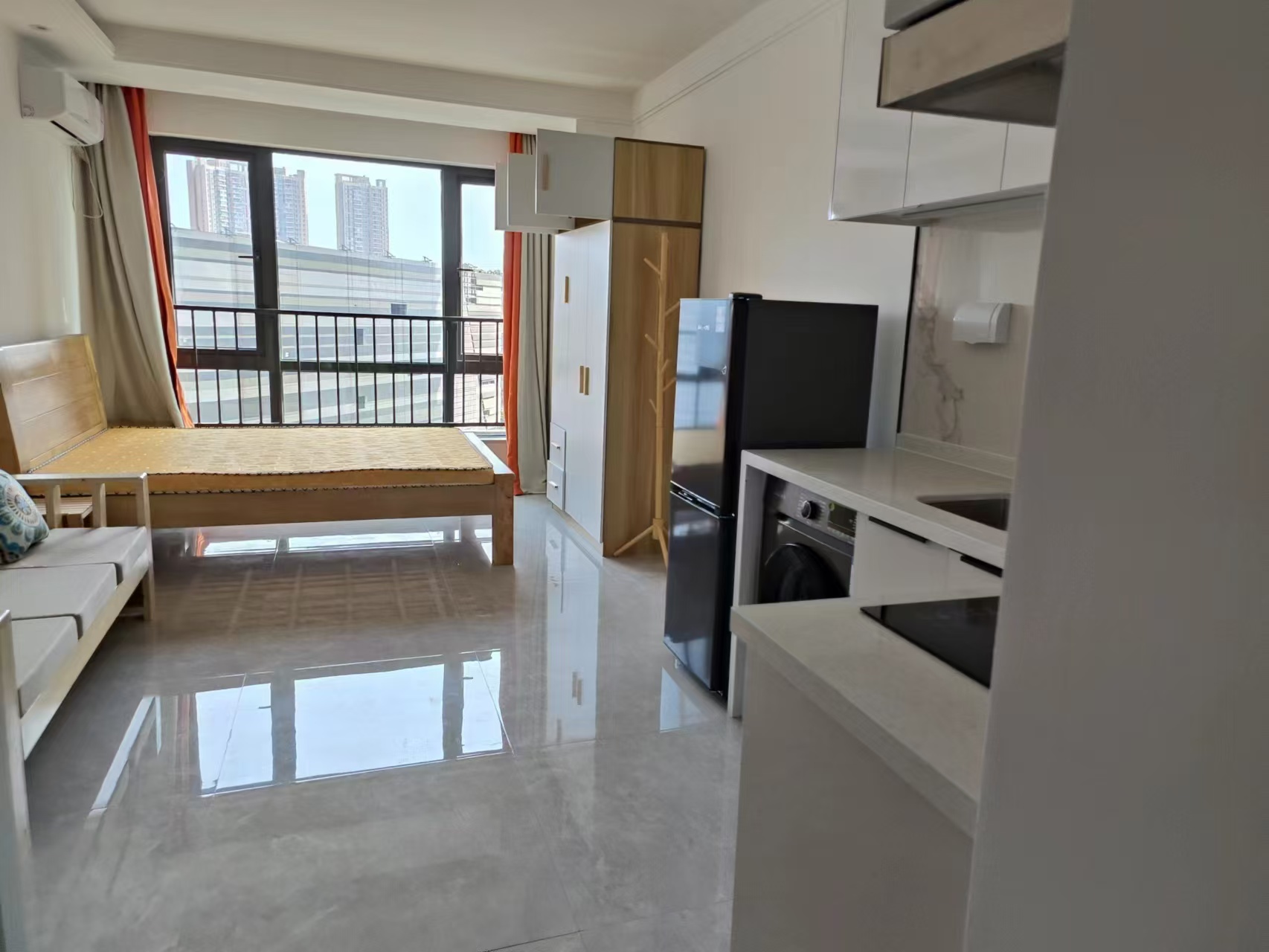 龙湖光年 1室0厅1卫 1700.0元/月 龙湖光年 1室0厅1卫 1700.0元/月室内图