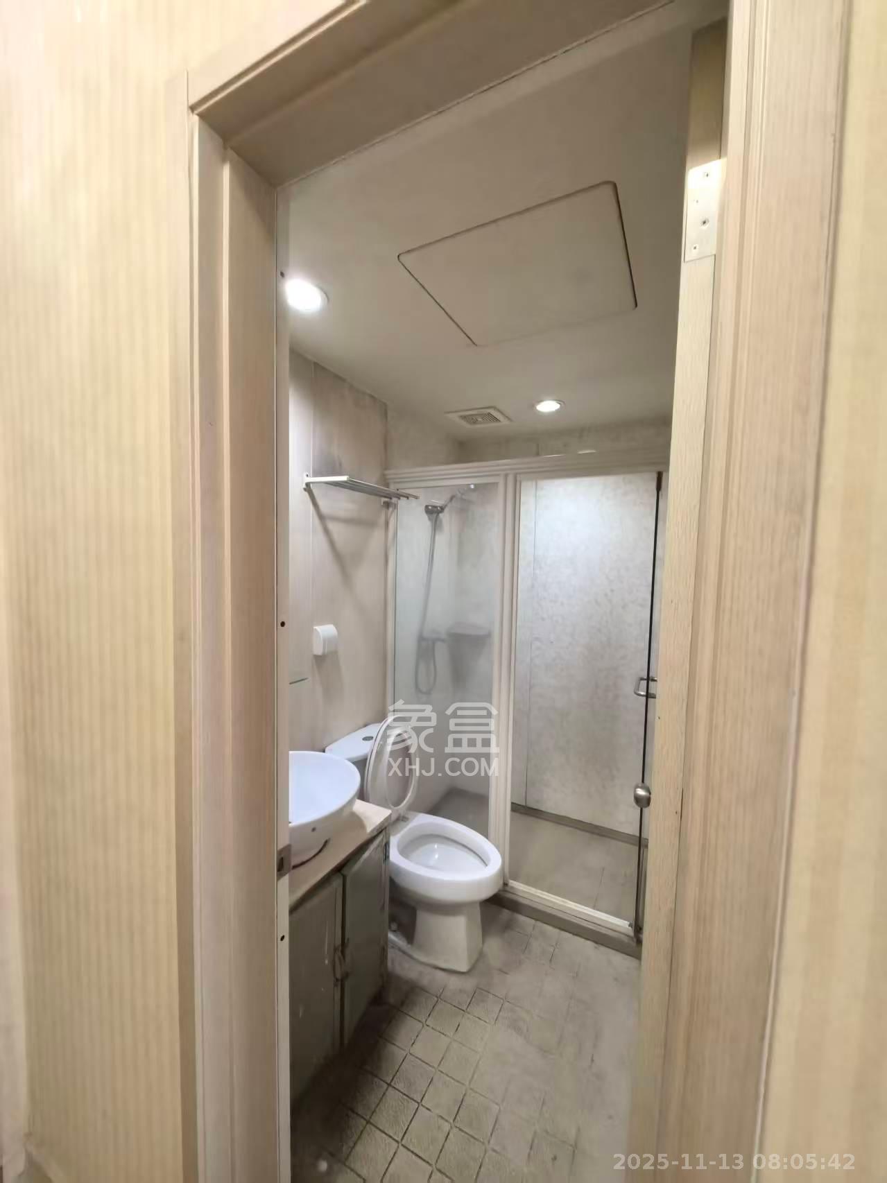 远大麓园 1室1厅1卫 1300.0元/月 远大麓园 1室1厅1卫 1300.0元/月室内图