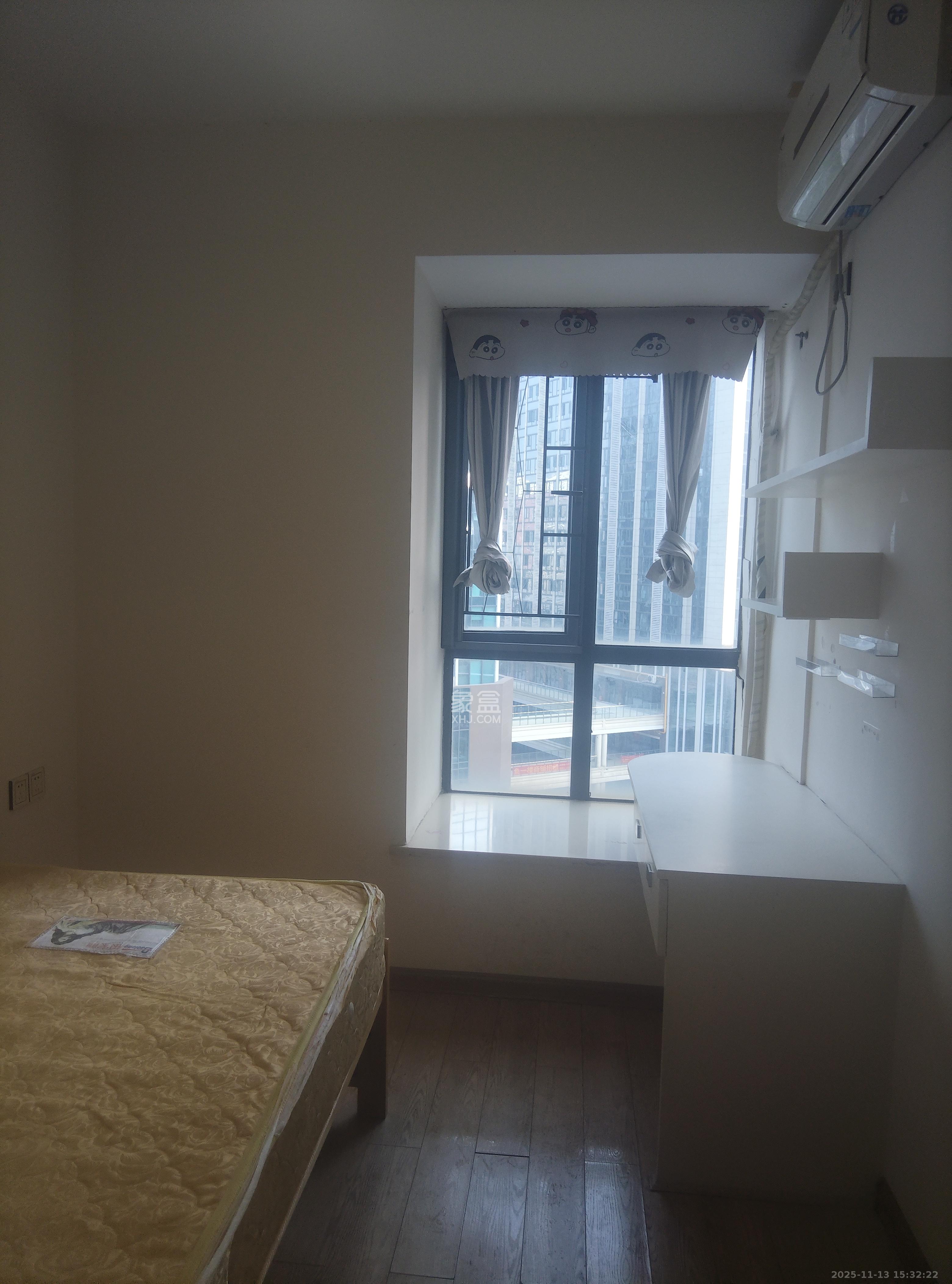 湘府9号  2室1厅1卫    2000.0元/月室内图