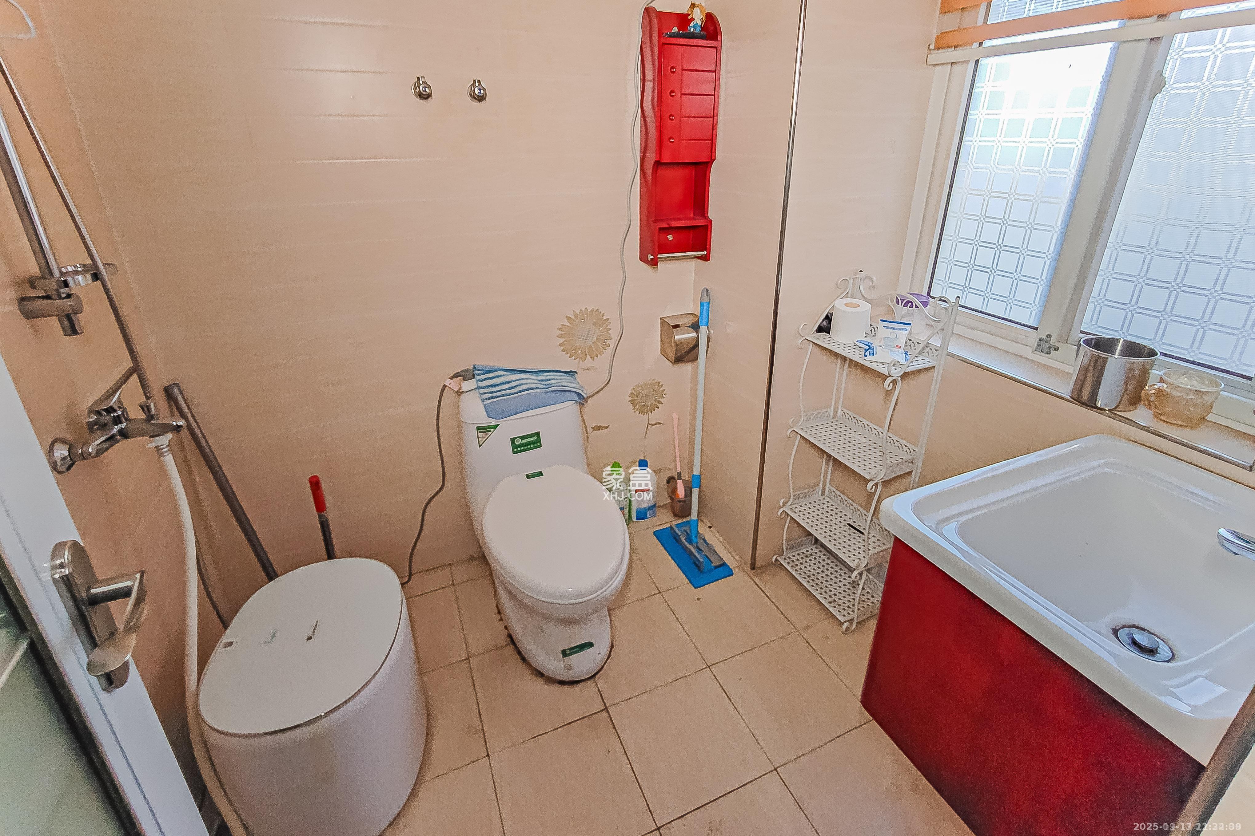 森宇佳园  4室2厅1卫    2500.0元/月室内图