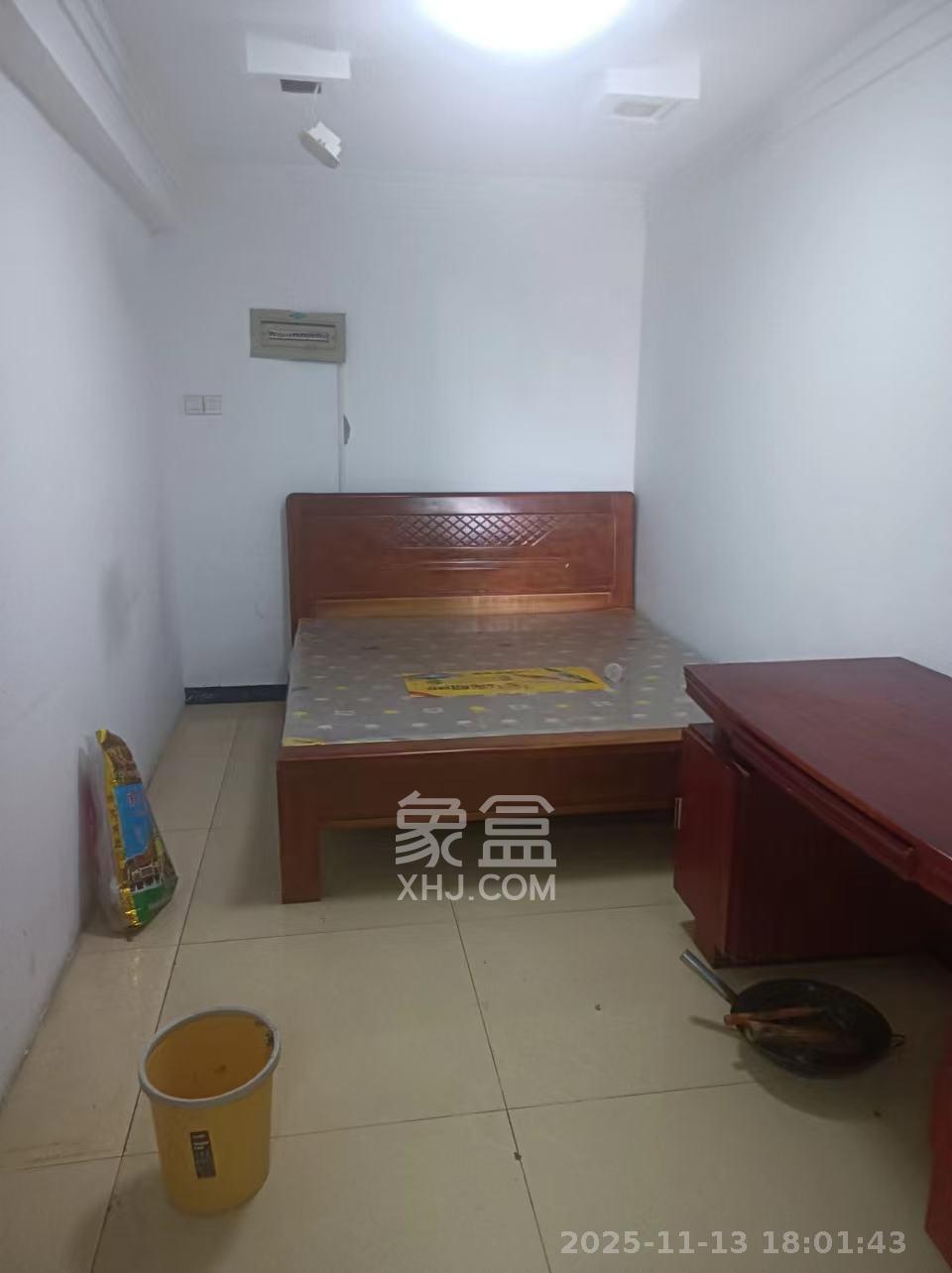 海东青大厦  4室1厅2卫    4200.0元/月室内图