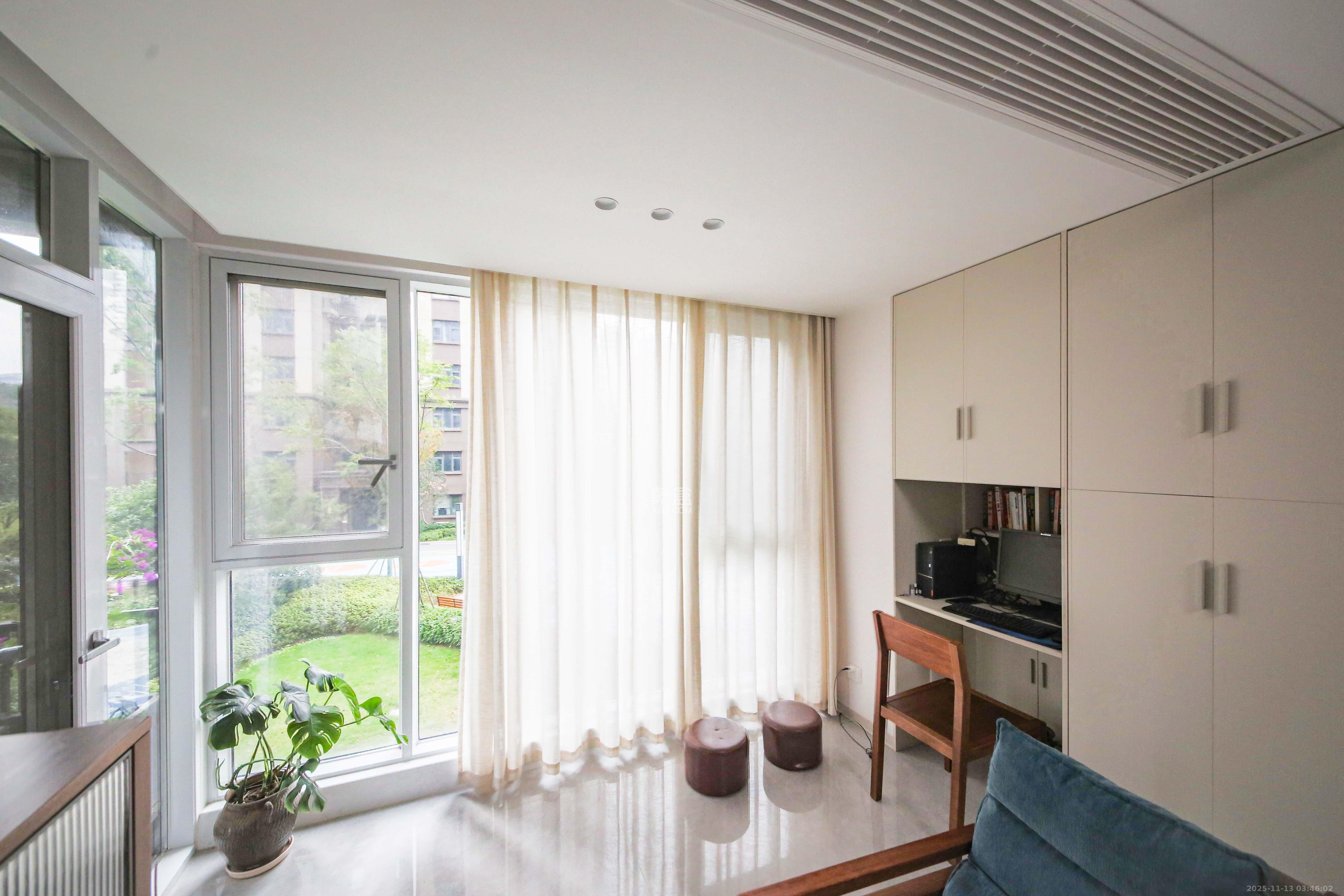 中建钰和城  3室2厅2卫    150.0万阳台