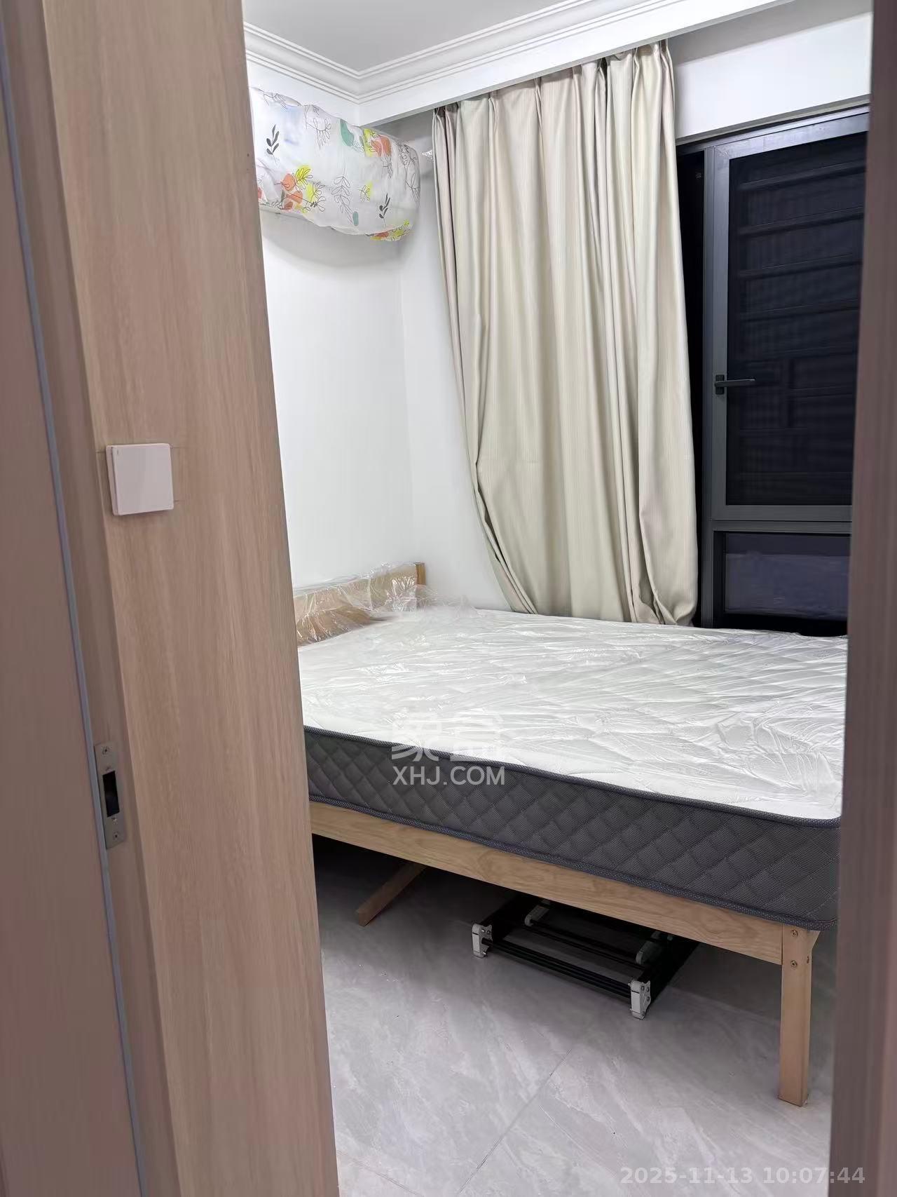 金科景朝集美星宸  3室2厅2卫    2200.0元/月室内图