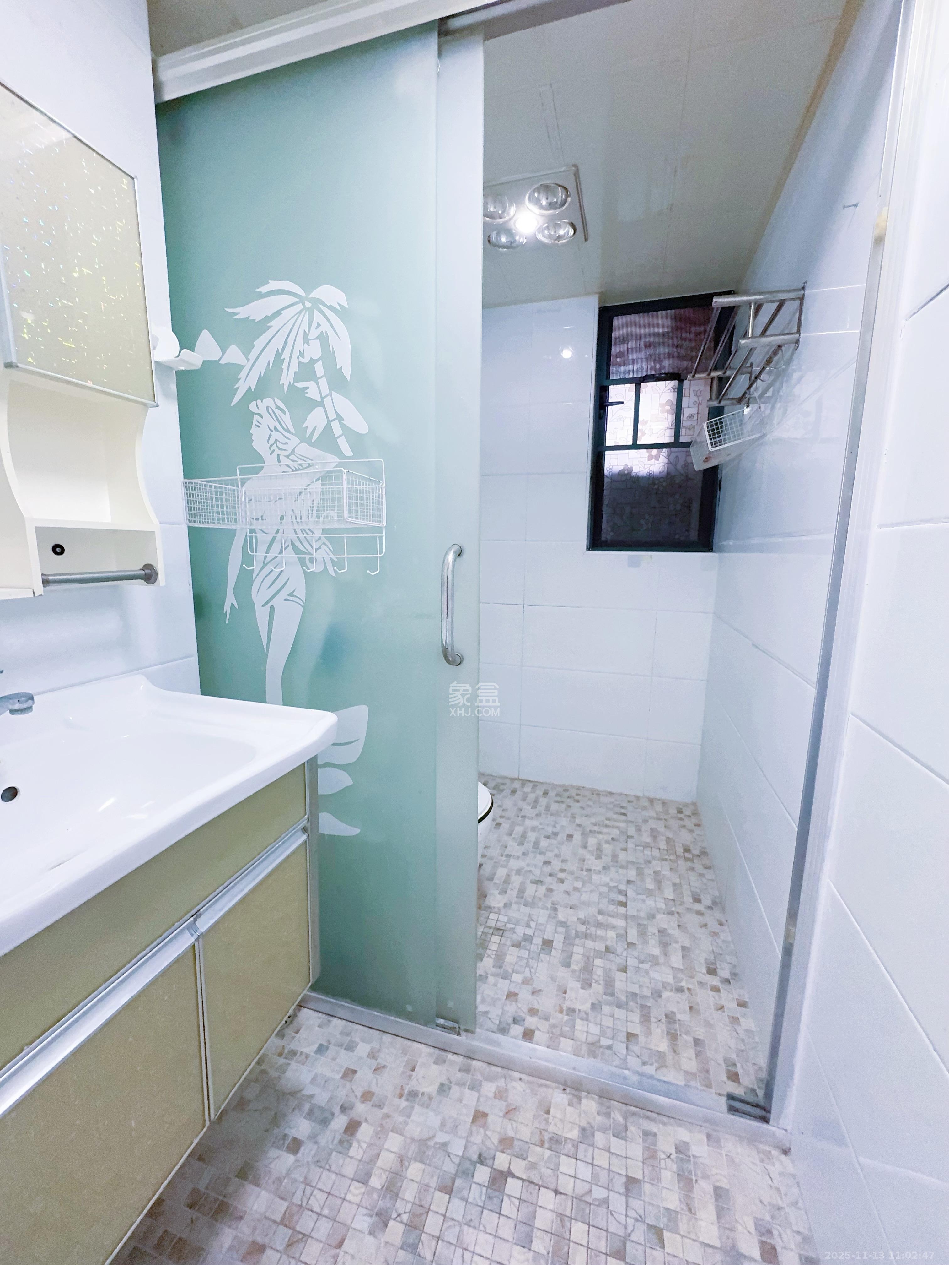 麓谷公馆（涉外国际公馆）  3室2厅1卫    2200.0元/月室内图