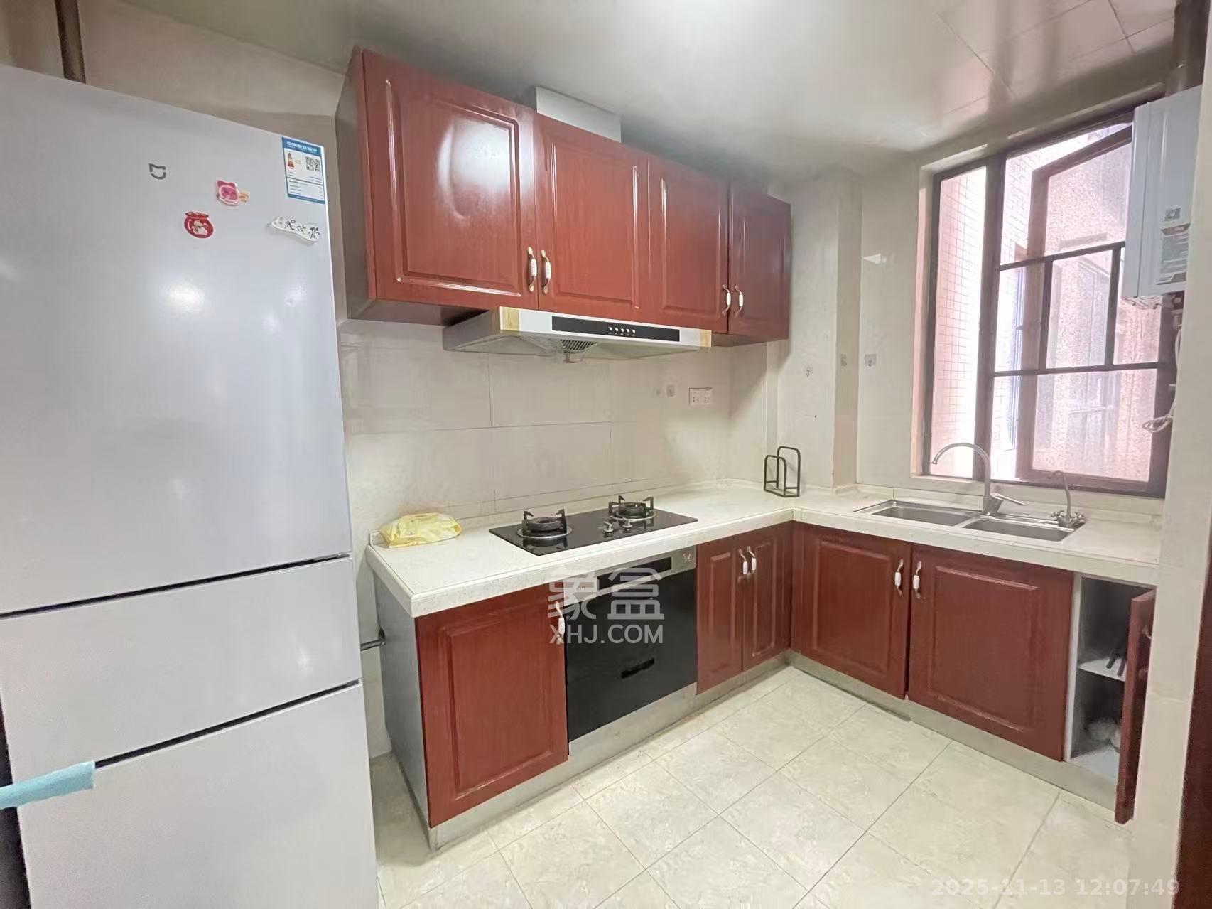 万博汇  3室2厅1卫    3000.0元/月室内图