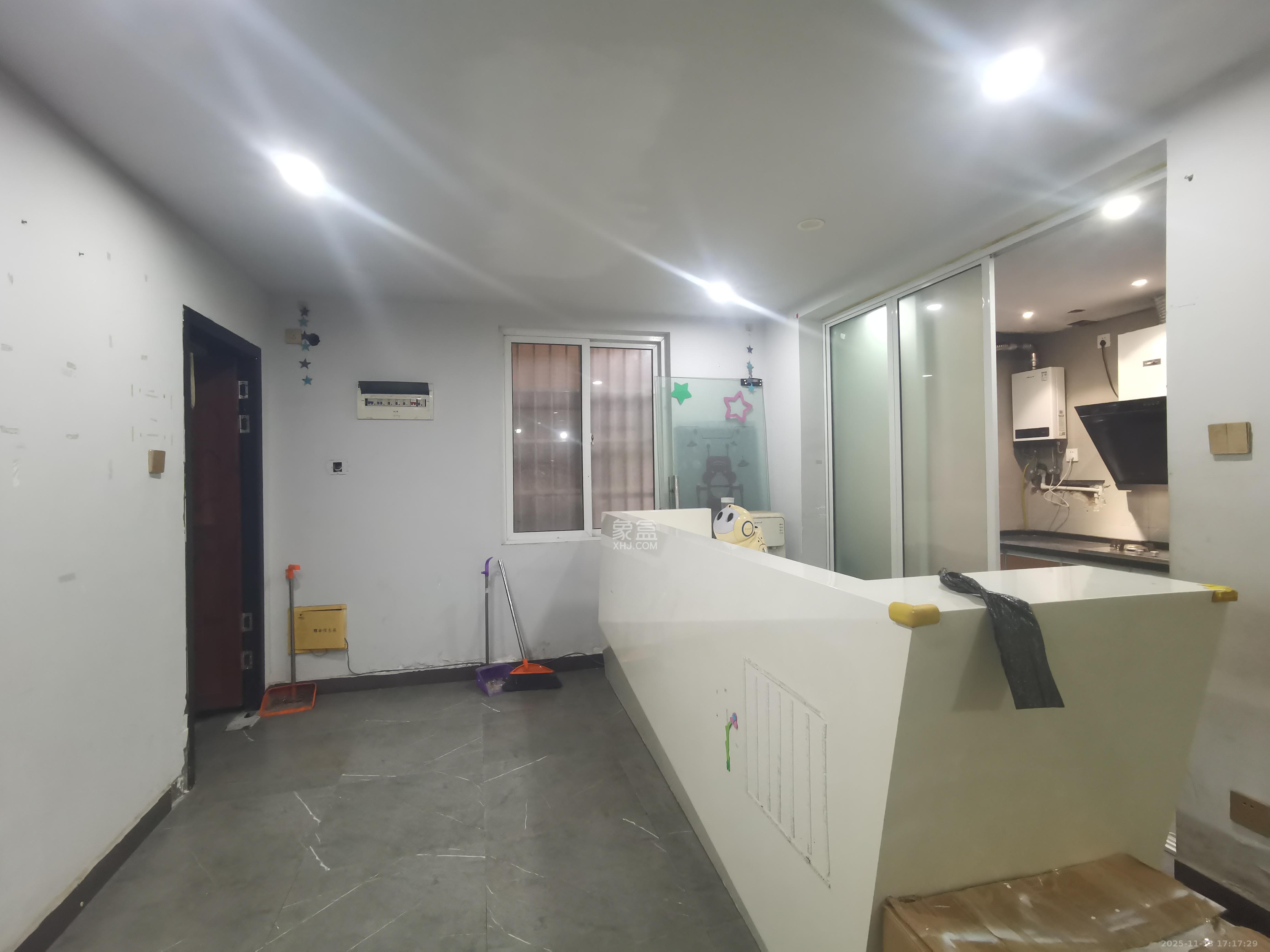 星城新宇黎锦苑  3室2厅2卫    2300.0元/月室内图