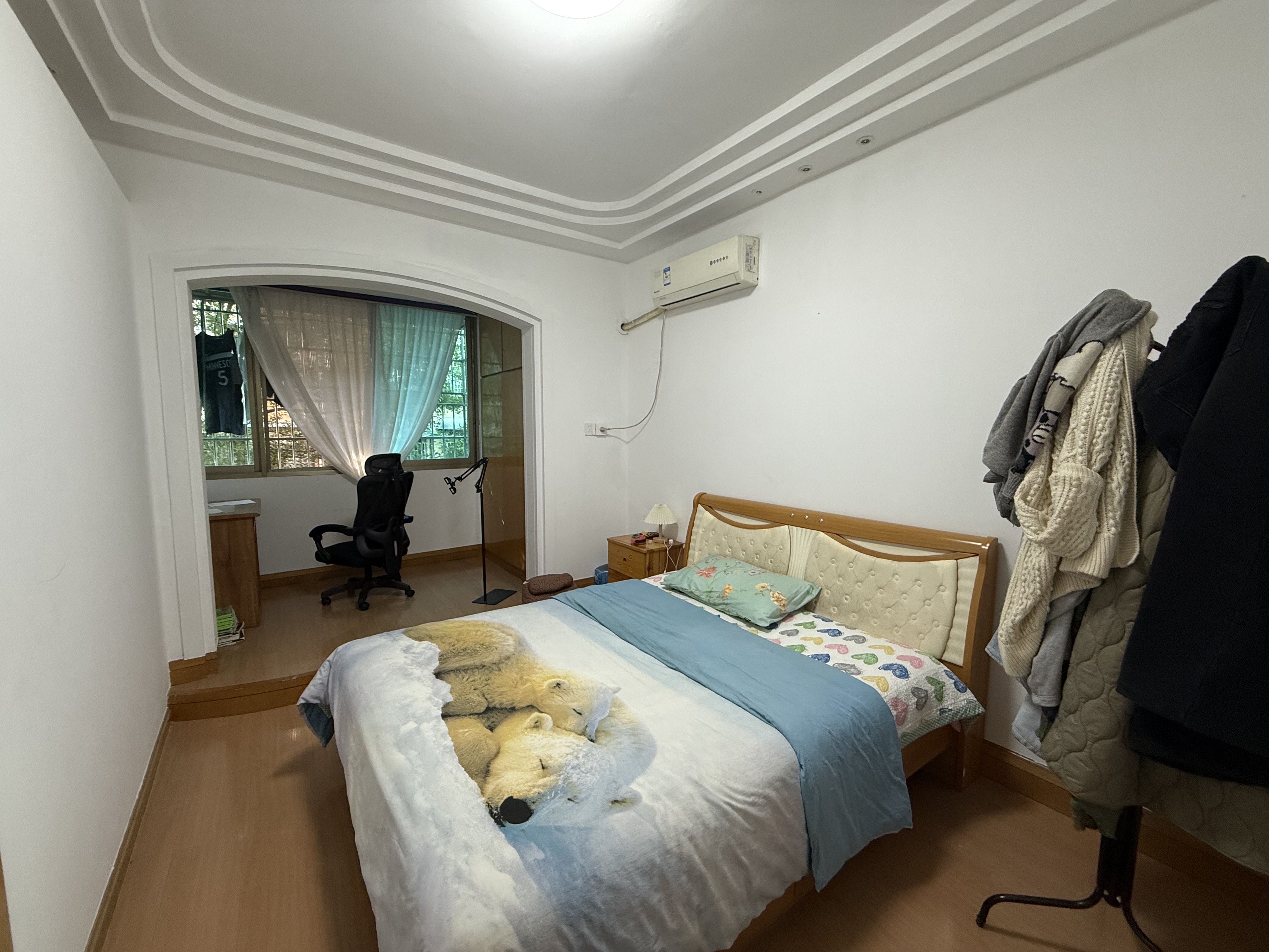 环卫处家属楼  3室2厅1卫    65.0万客厅