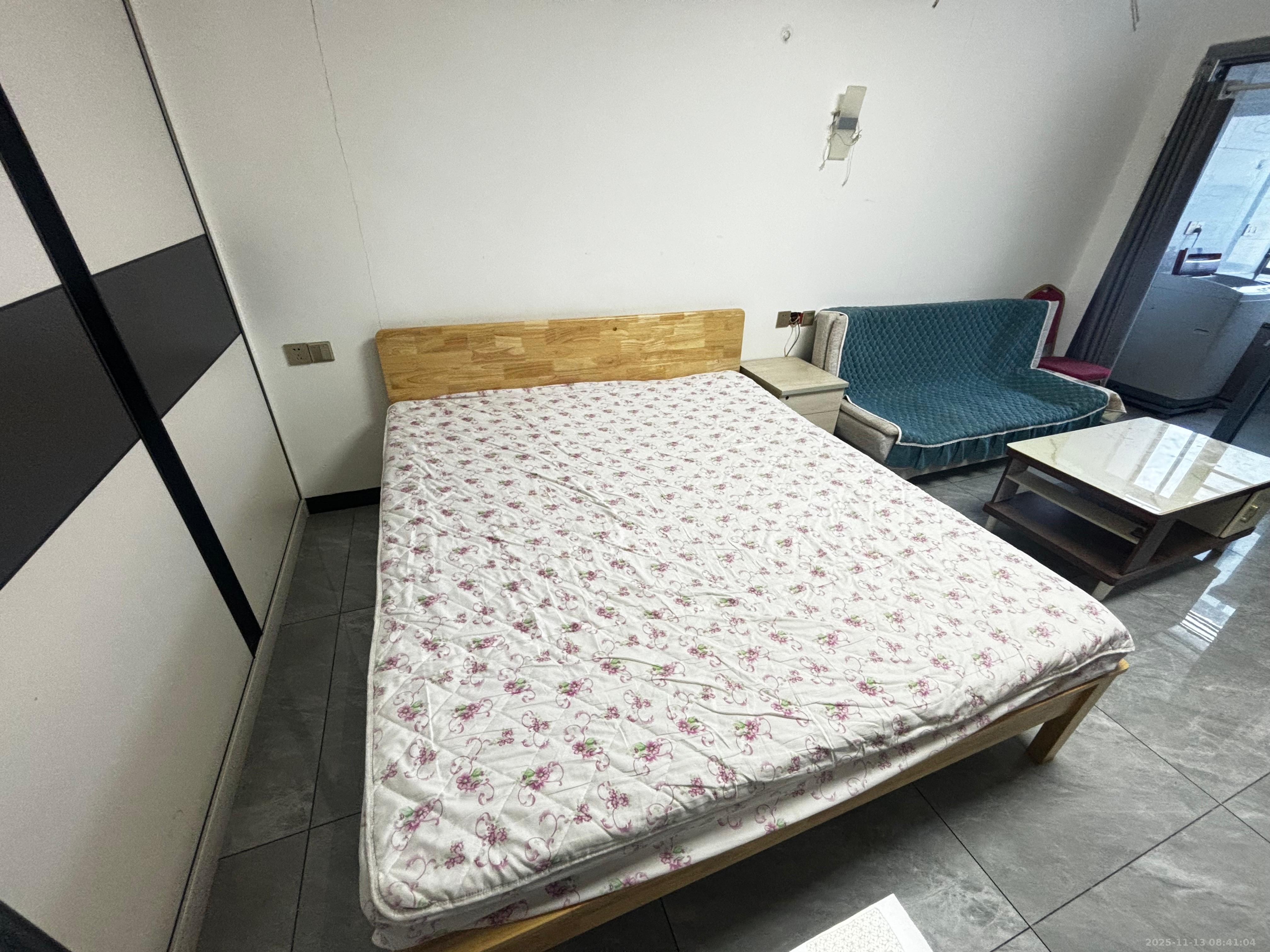 东方银座（东方摩卡）  1室1厅1卫    1500.0元/月