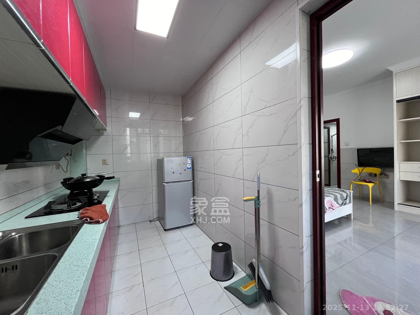 桥头家苑一期  1室0厅1卫    1200.0元/月室内图