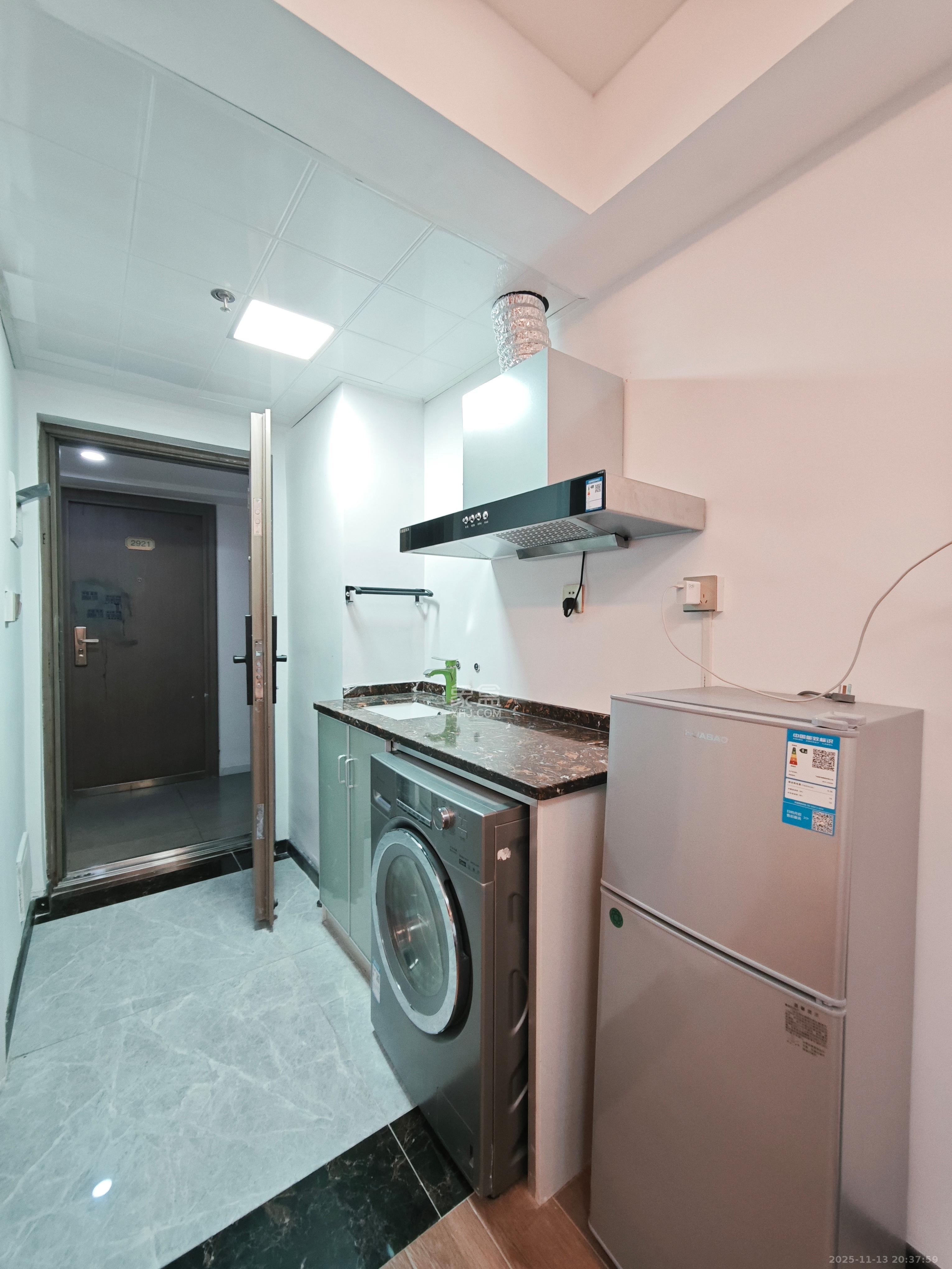 好莱城（弘德西街）  1室1厅1卫    1250.0元/月室内图