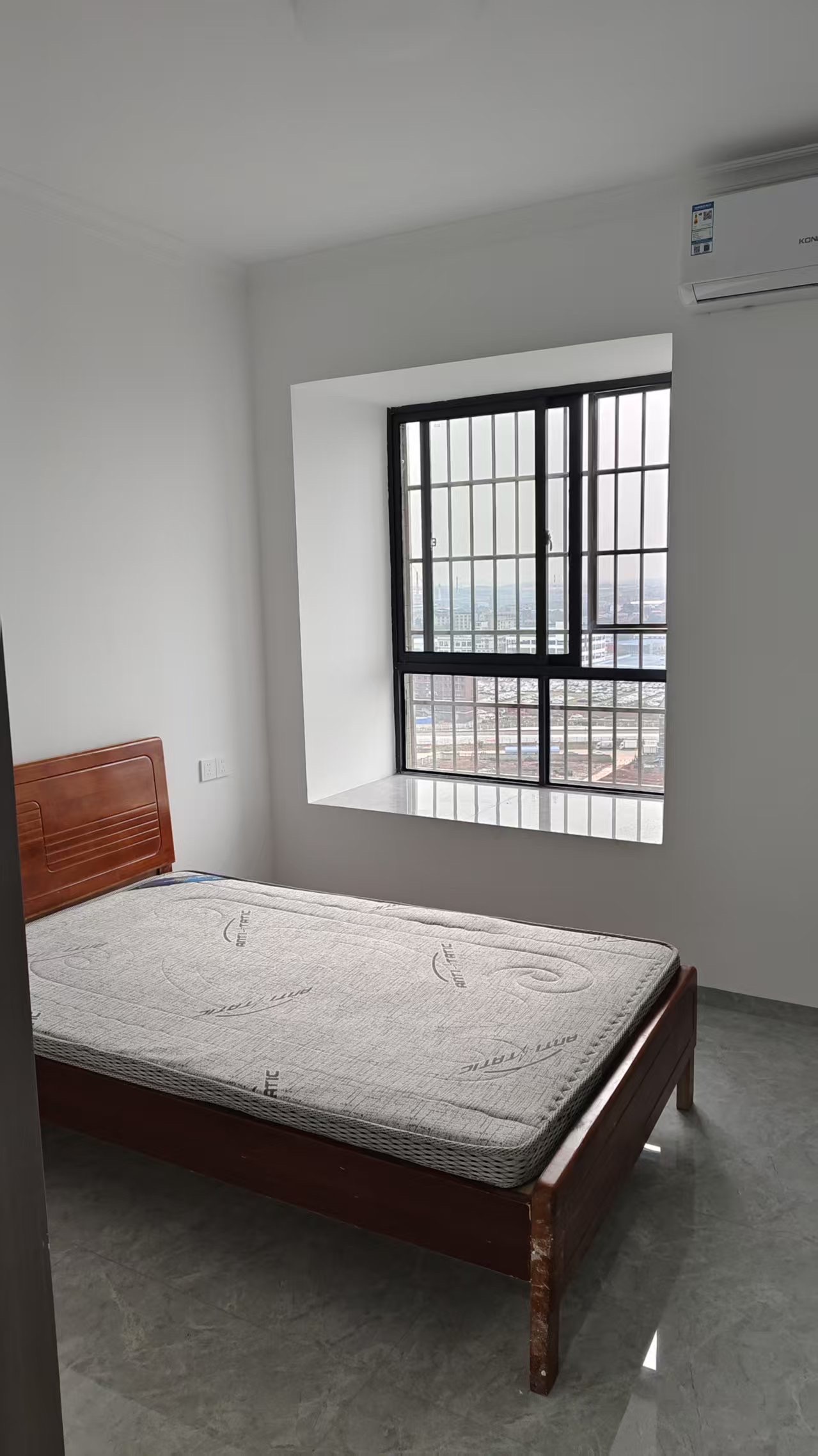 互助小区电梯房  2室2厅1卫    1600.0元/月室内图