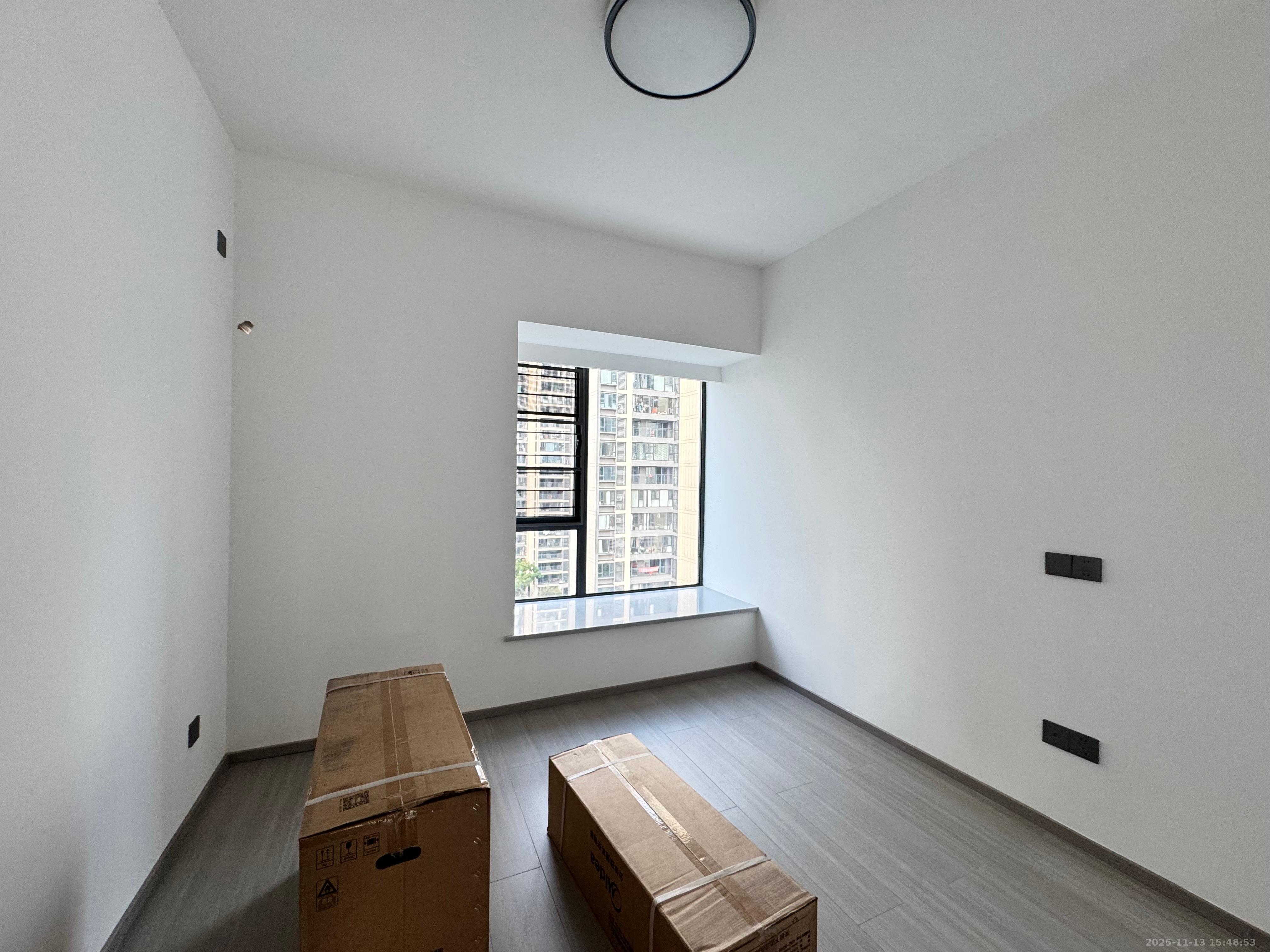 润和星河玥 4室2厅2卫 3500.0元/月 润和星河玥 4室2厅2卫 3500.0元/月室内图