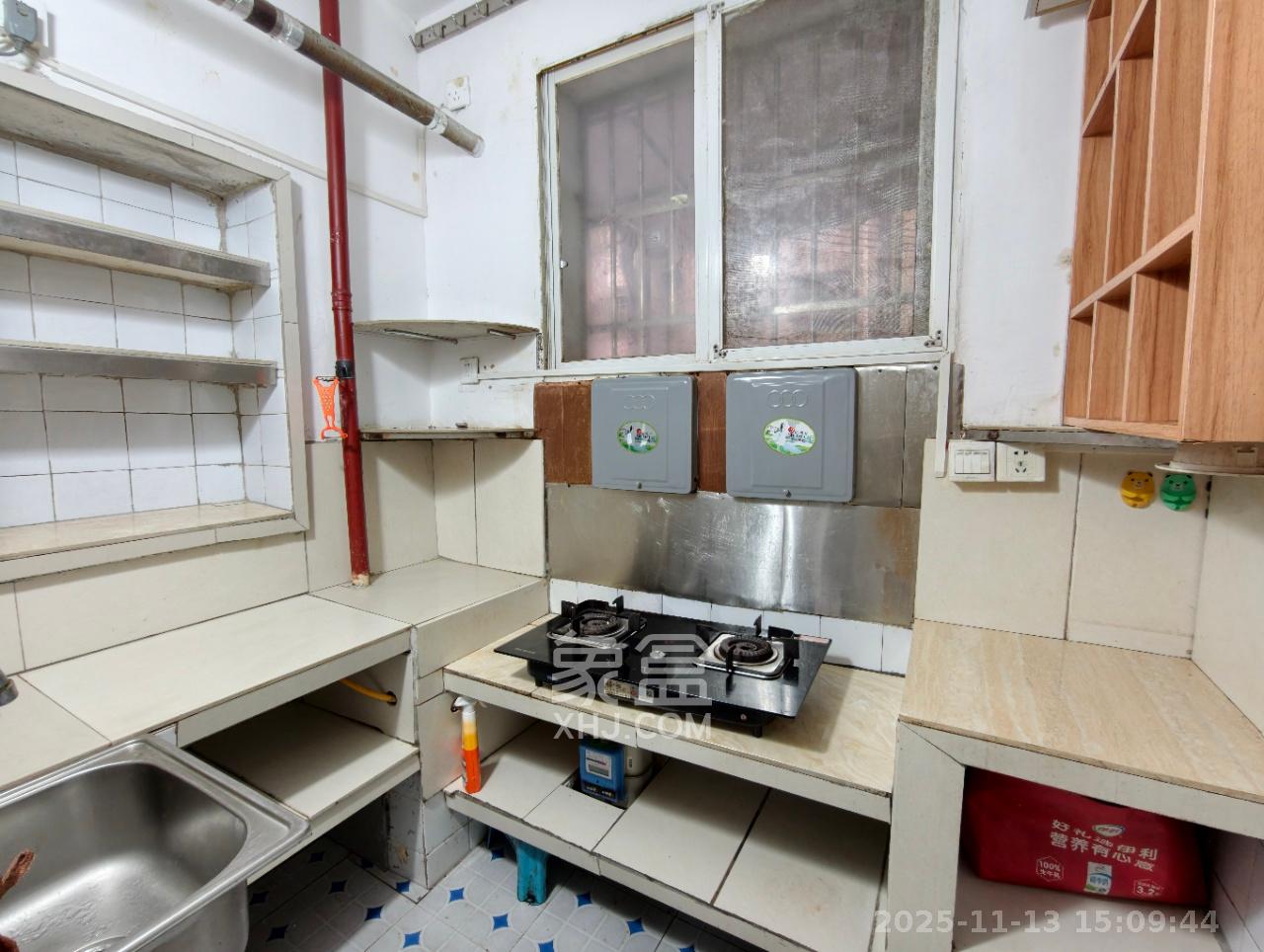 富雅坪社区（红墙巷）  1室0厅0卫    1500.0元/月室内图