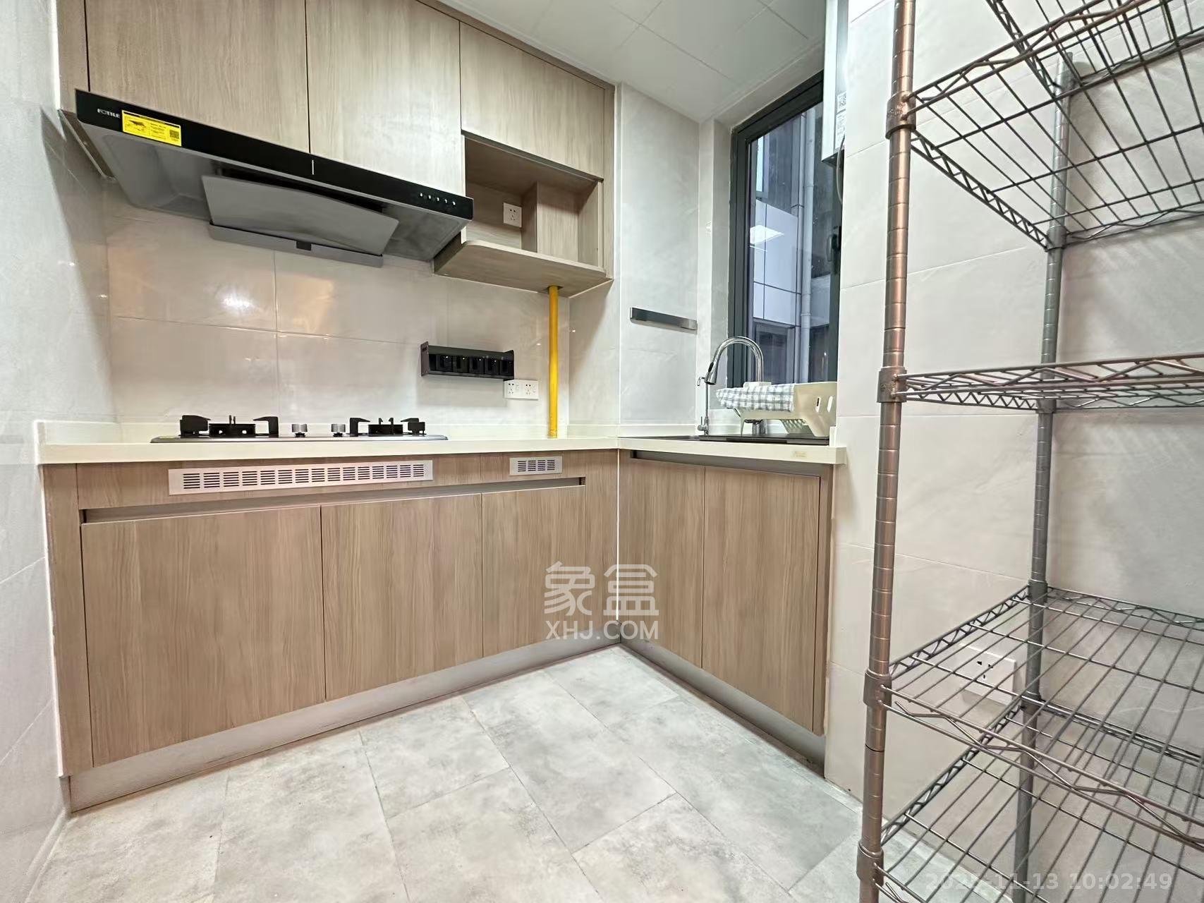 清控湖山雅居北区  3室2厅2卫    2500.0元/月室内图