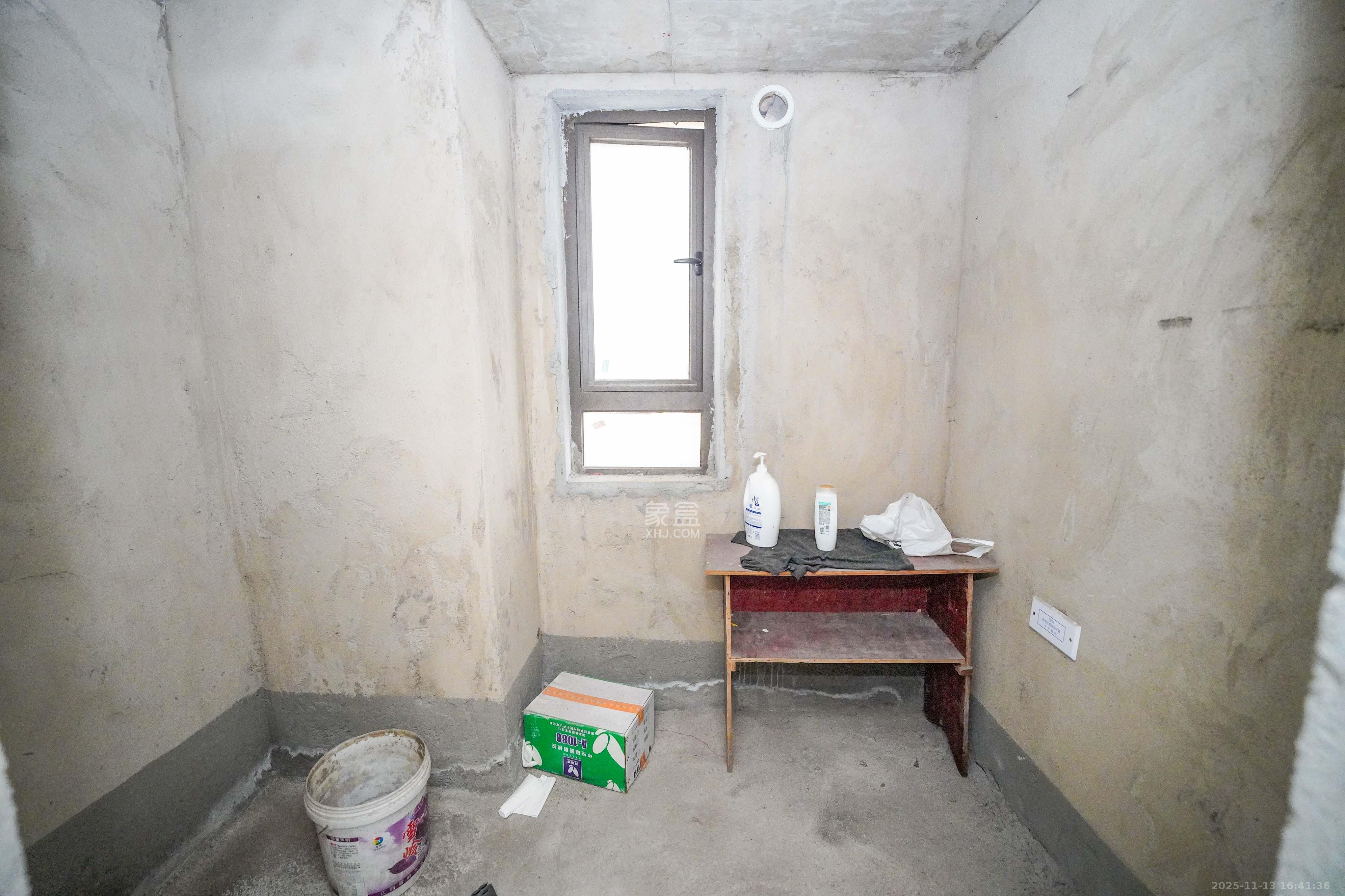 碧桂园公园壹号(凯怡茗苑) 3室2厅2卫 65.0万 碧桂园公园壹号(凯怡茗苑) 3室2厅2卫 65.0万卫生间