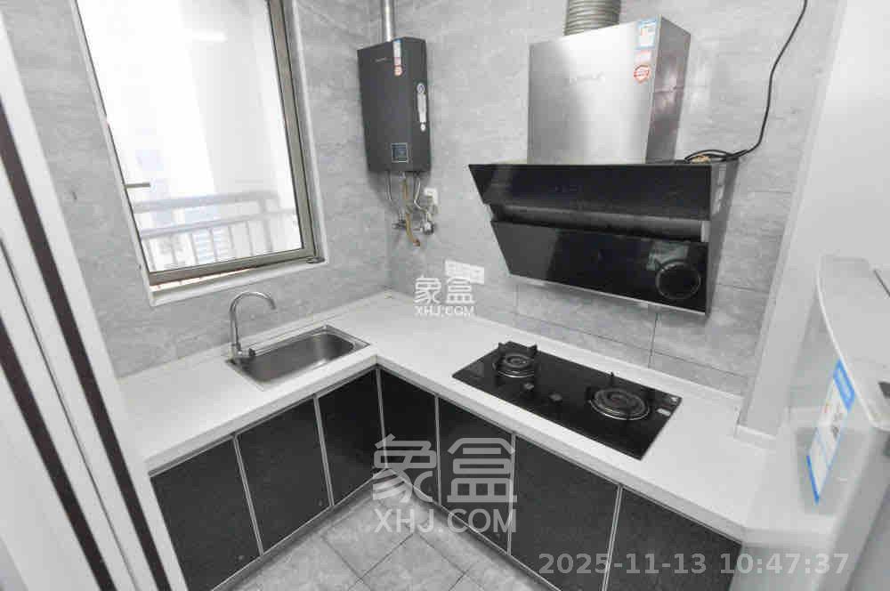 梅溪湖金茂湾  4室1厅2卫    3500.0元/月室内图