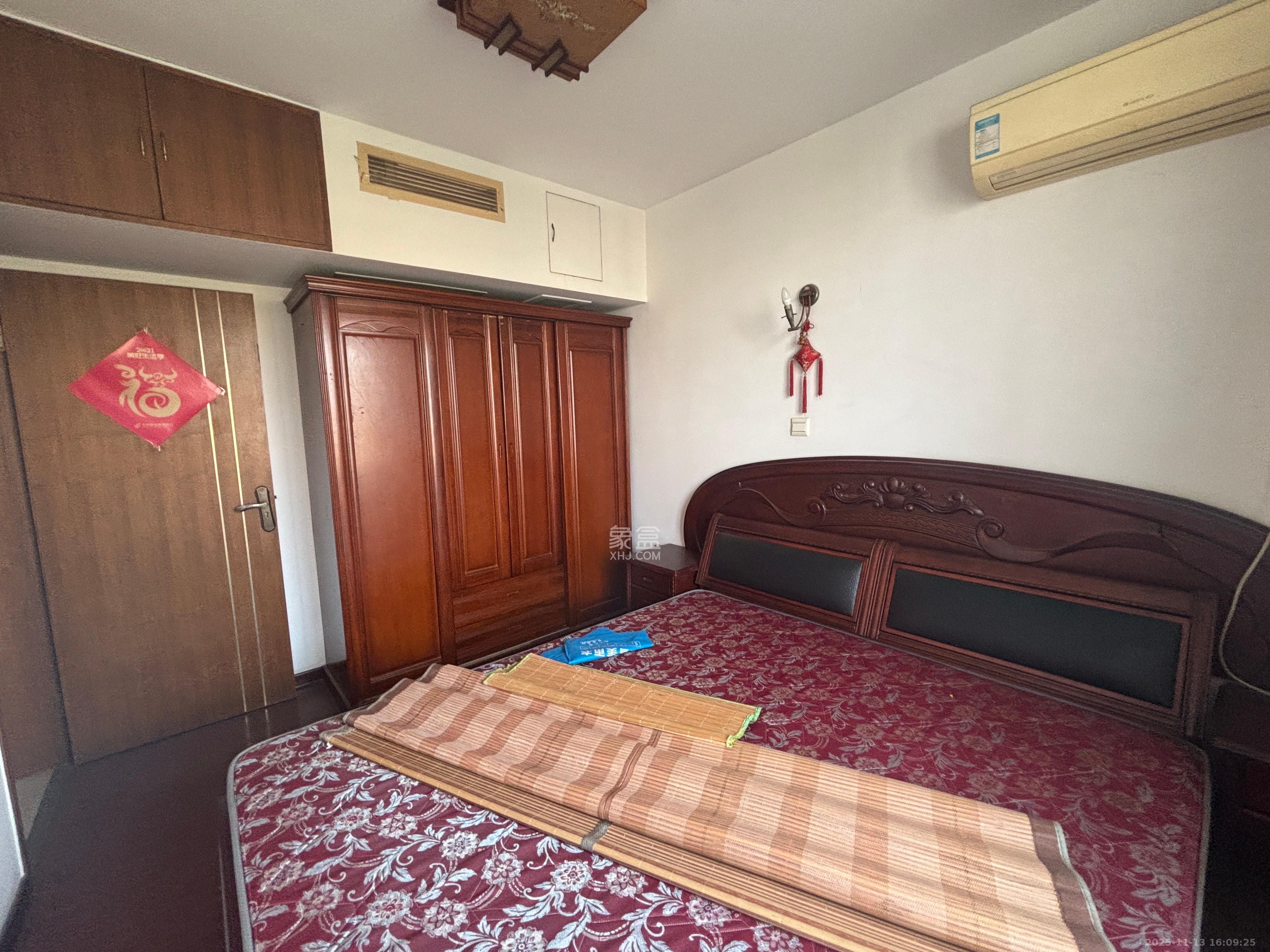 中建嘉苑  3室2厅1卫    1500.0元/月室内图