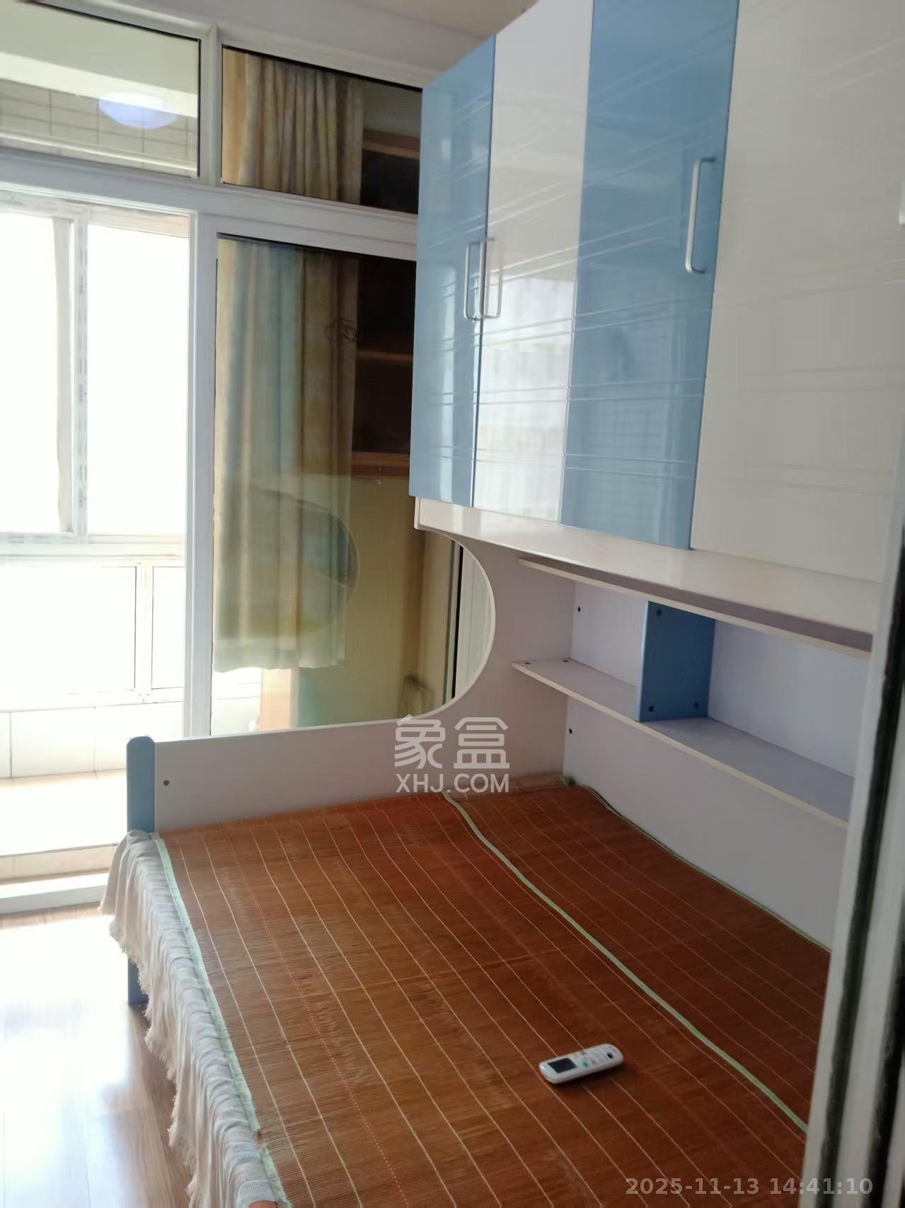 月湖兰庭  1室1厅1卫    1600.0元/月室内图