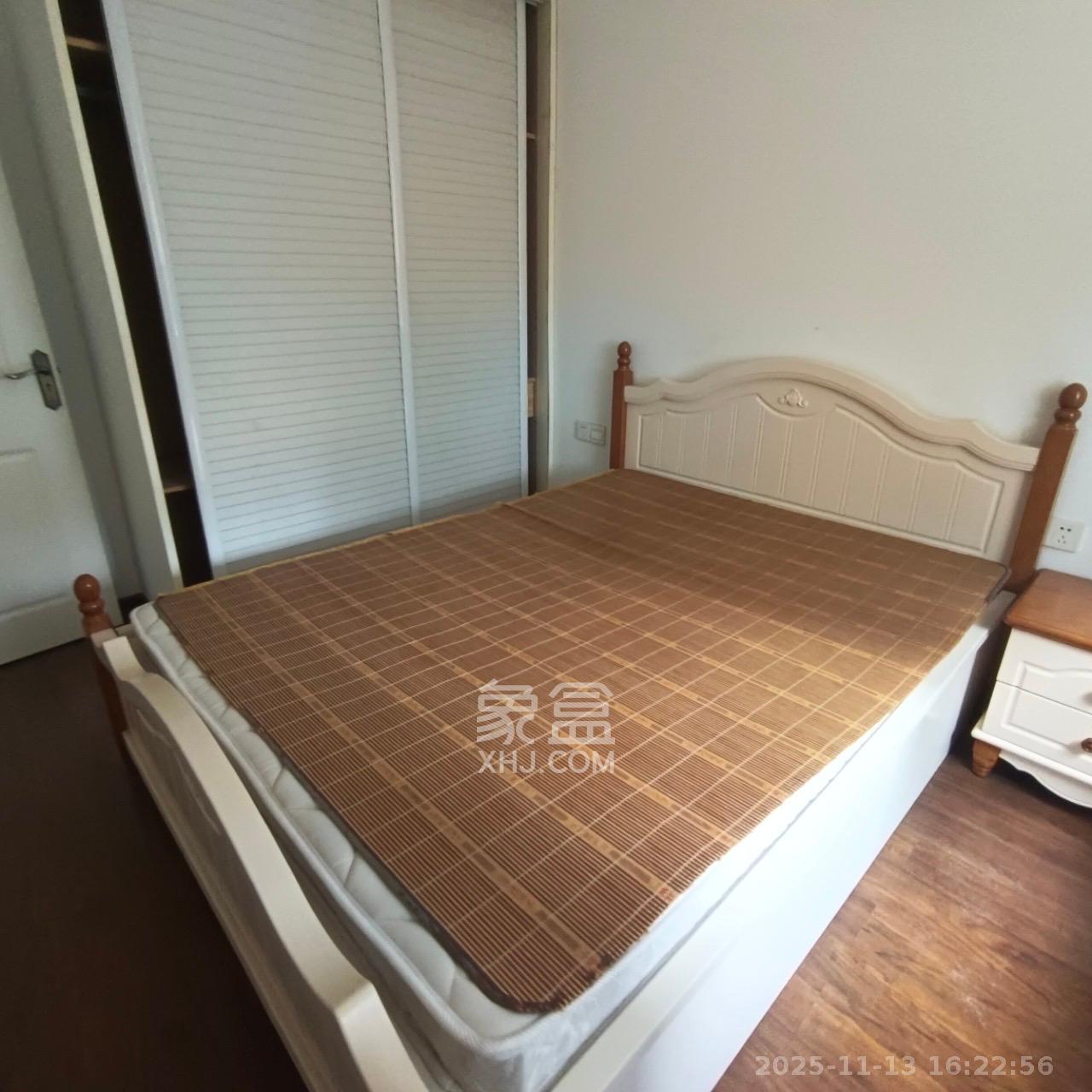 绿洲花园 2室2厅1卫 2100.0元/月 绿洲花园 2室2厅1卫 2100.0元/月室内图