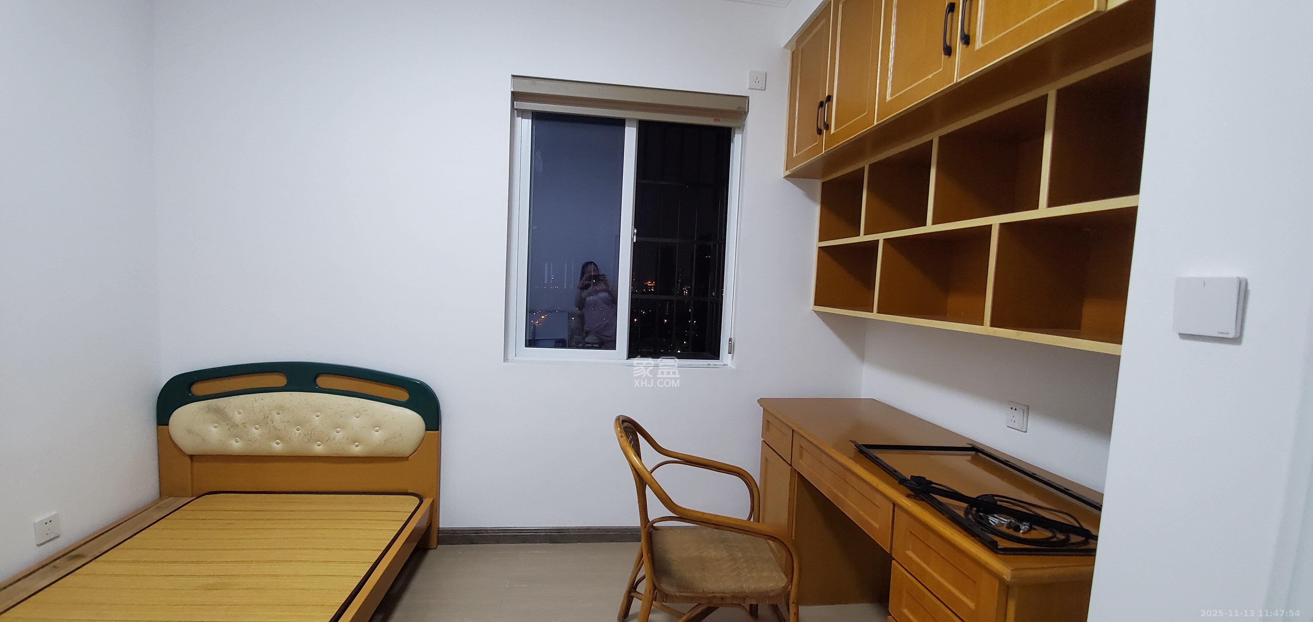 金麓西岸和苑  2室2厅1卫    2200.0元/月室内图