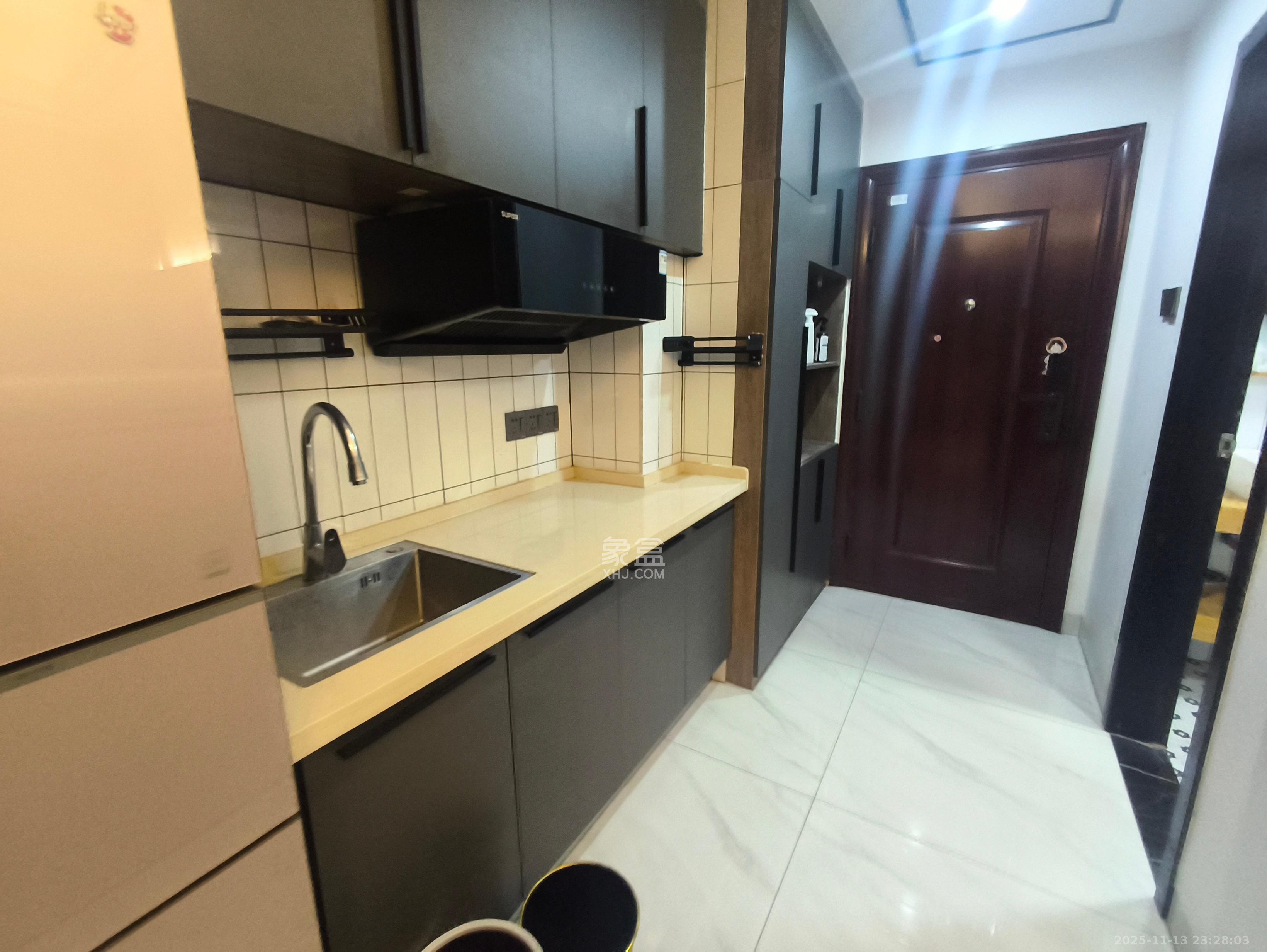 C-park天悦城(紫檀溪苑二期) 1室1厅1卫 2000.0元/月 C-park天悦城(紫檀溪苑二期) 1室1厅1卫 2000.0元/月室内图