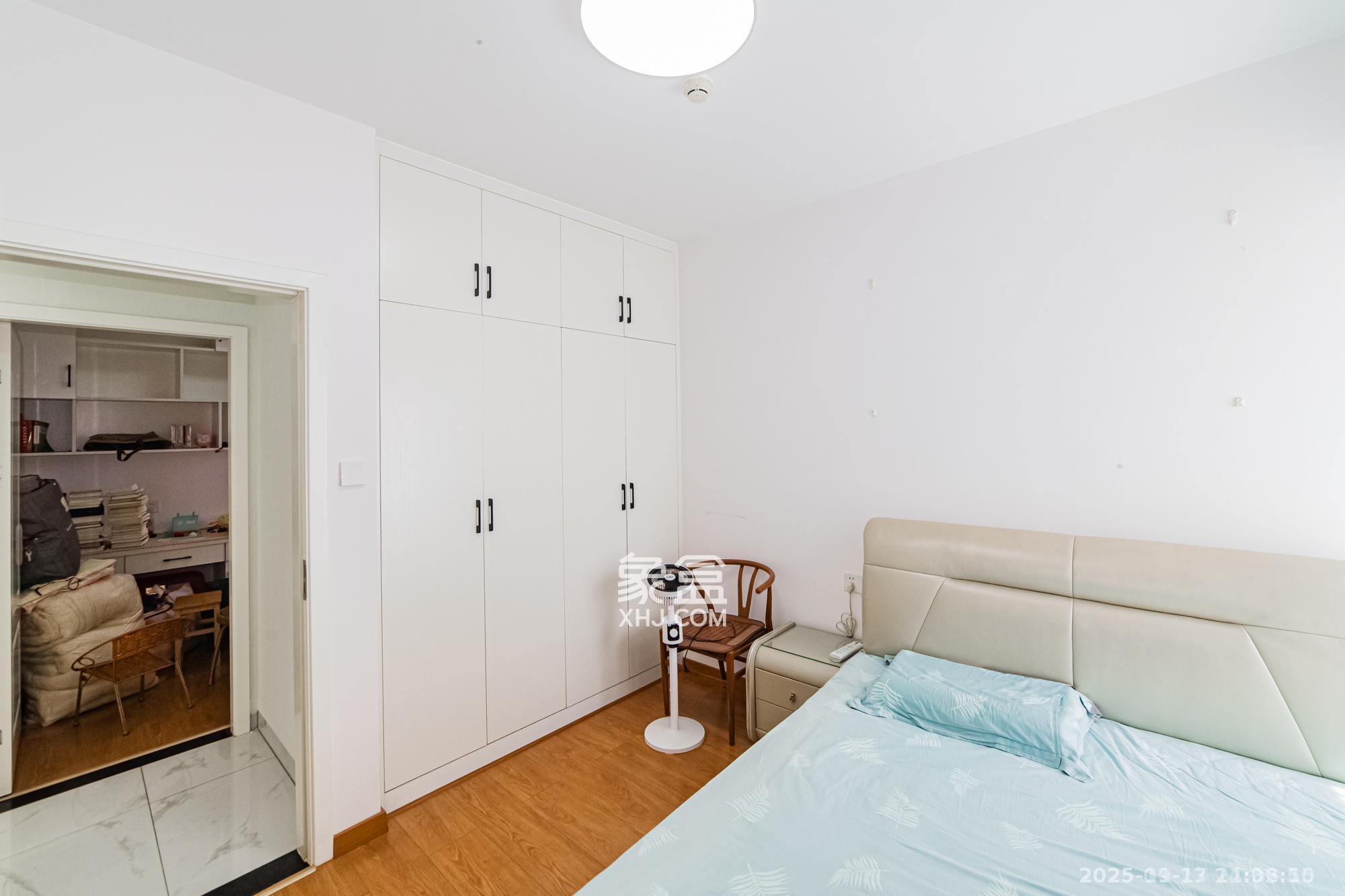 北辰三角洲C2区  3室2厅1卫    3300.0元/月