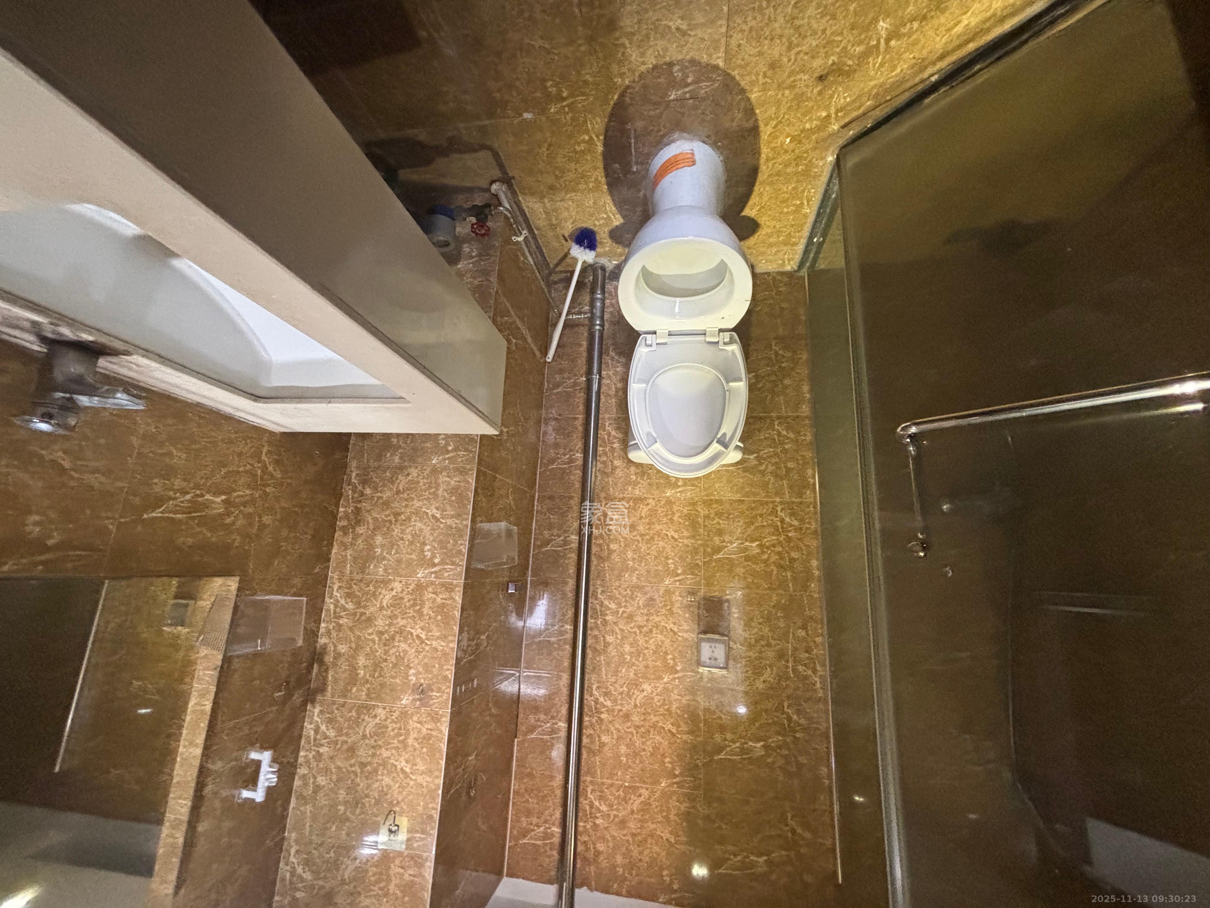 东塘瑞府 2室2厅1卫 2400.0元/月 东塘瑞府 2室2厅1卫 2400.0元/月室内图