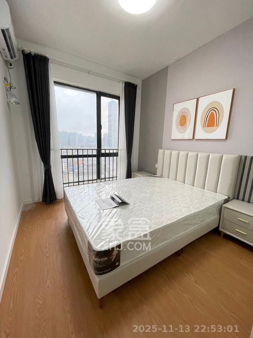 复地崑玉国际一期  1室2厅1卫    4800.0元/月室内图