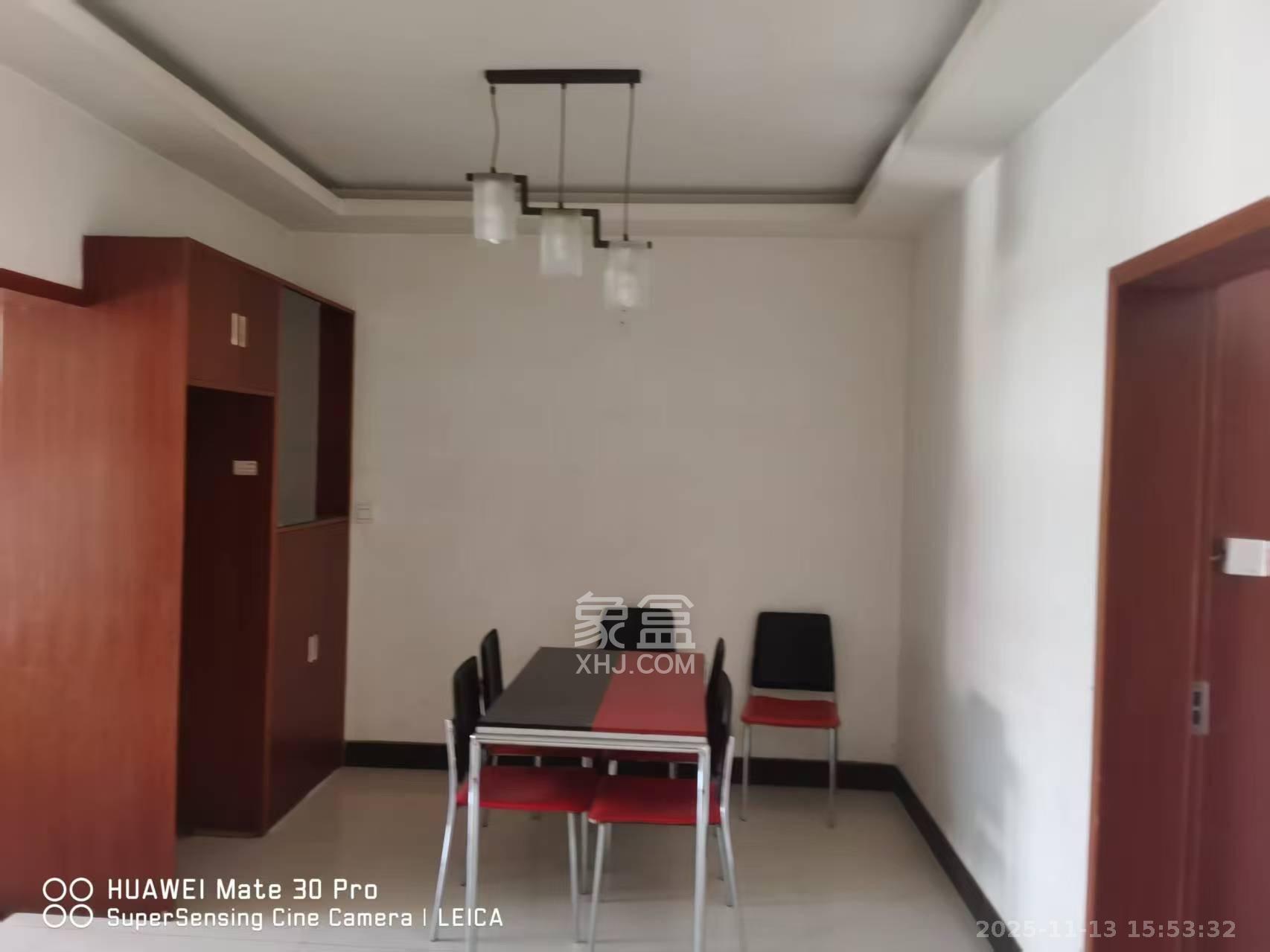 高桥火焰市场 2室2厅1卫 1400.0元/月 高桥火焰市场 2室2厅1卫 1400.0元/月室内图