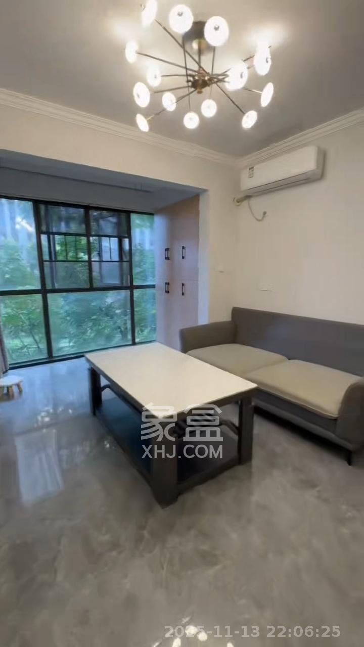 滨河嘉园 1室1厅1卫 1700.0元/月 滨河嘉园 1室1厅1卫 1700.0元/月室内图