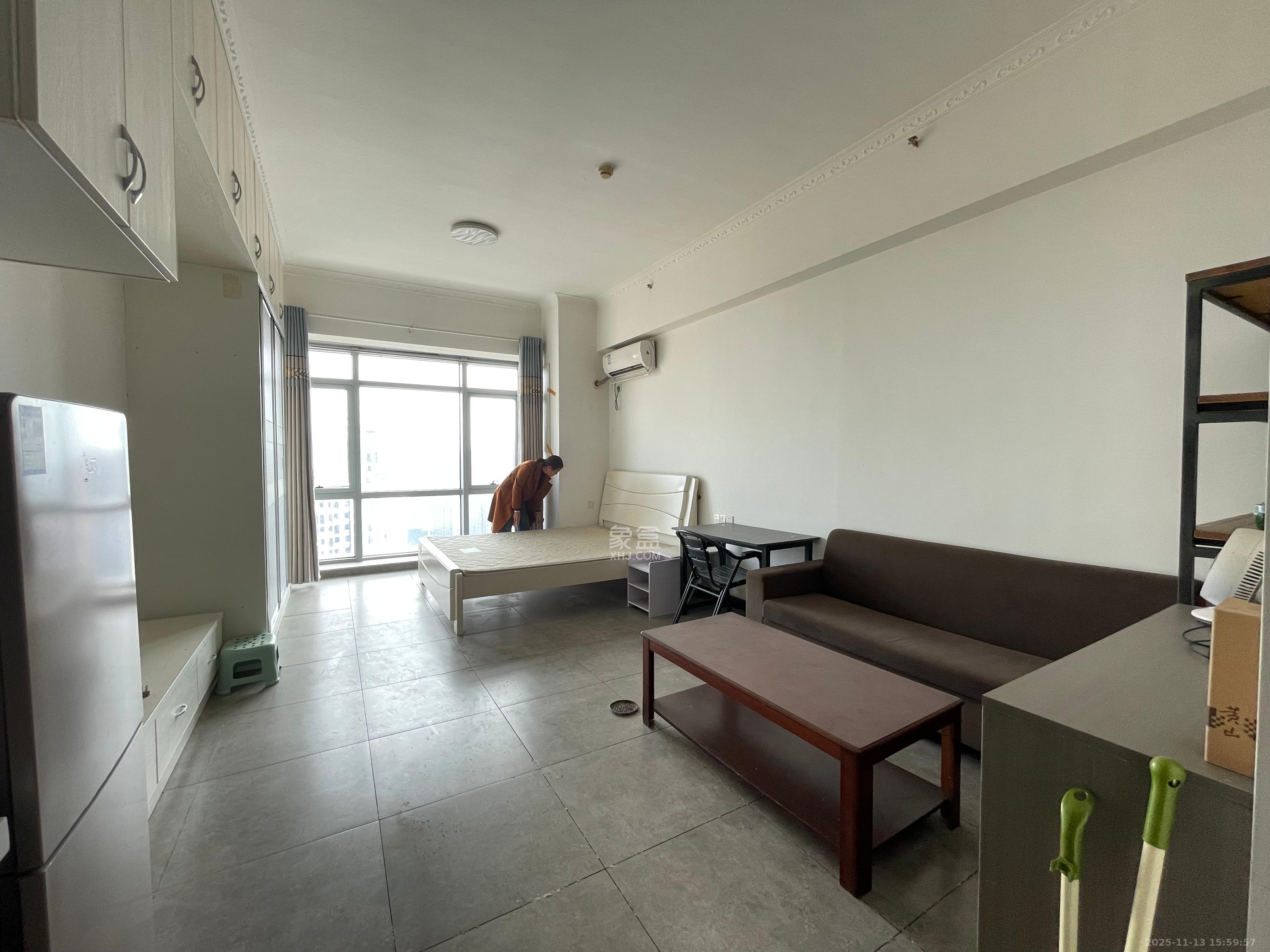 奥克斯缔壹城 1室1厅1卫 1300.0元/月 奥克斯缔壹城 1室1厅1卫 1300.0元/月室内图