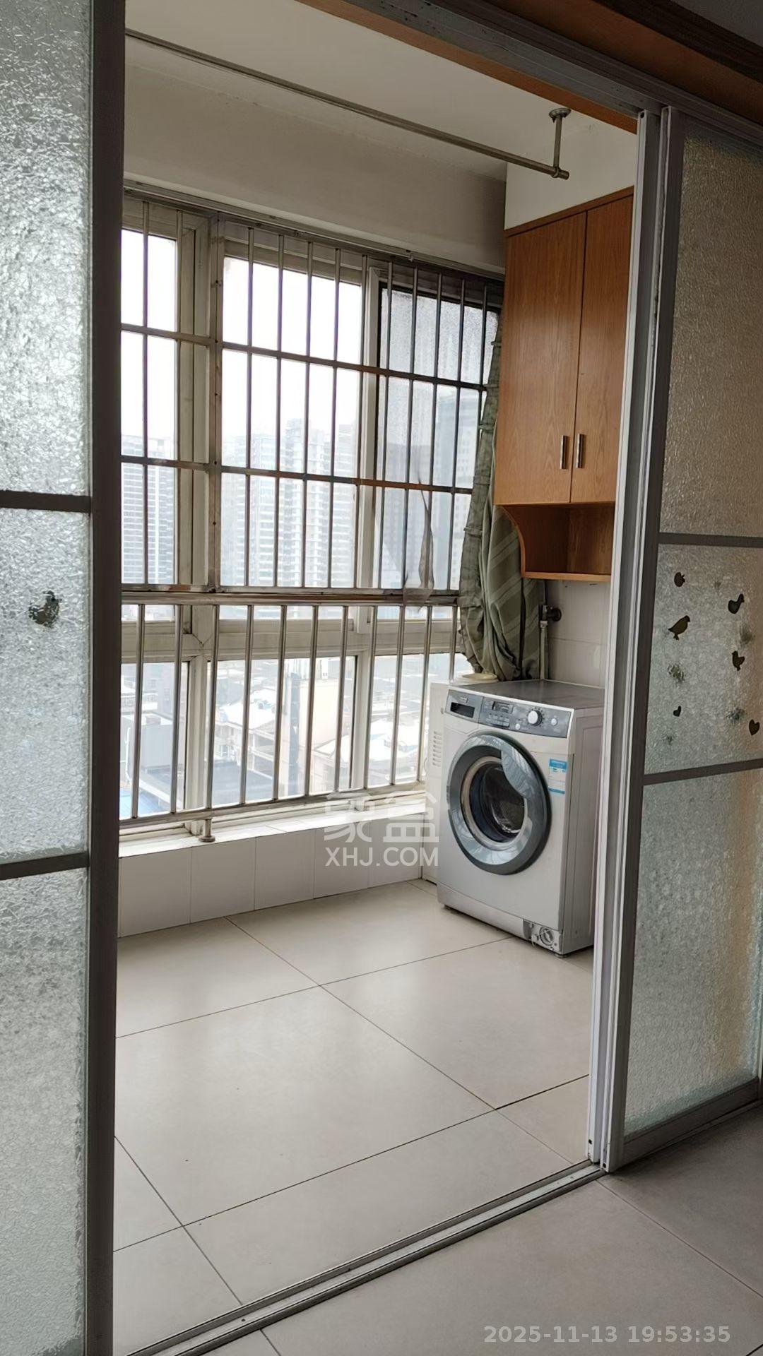 三王丽都  2室2厅1卫    3000.0元/月室内图