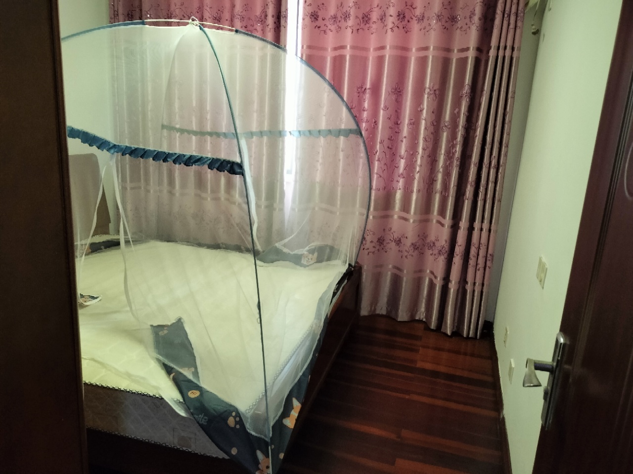 翡翠水城（住宅）  2室2厅1卫    2300.0元/月室内图