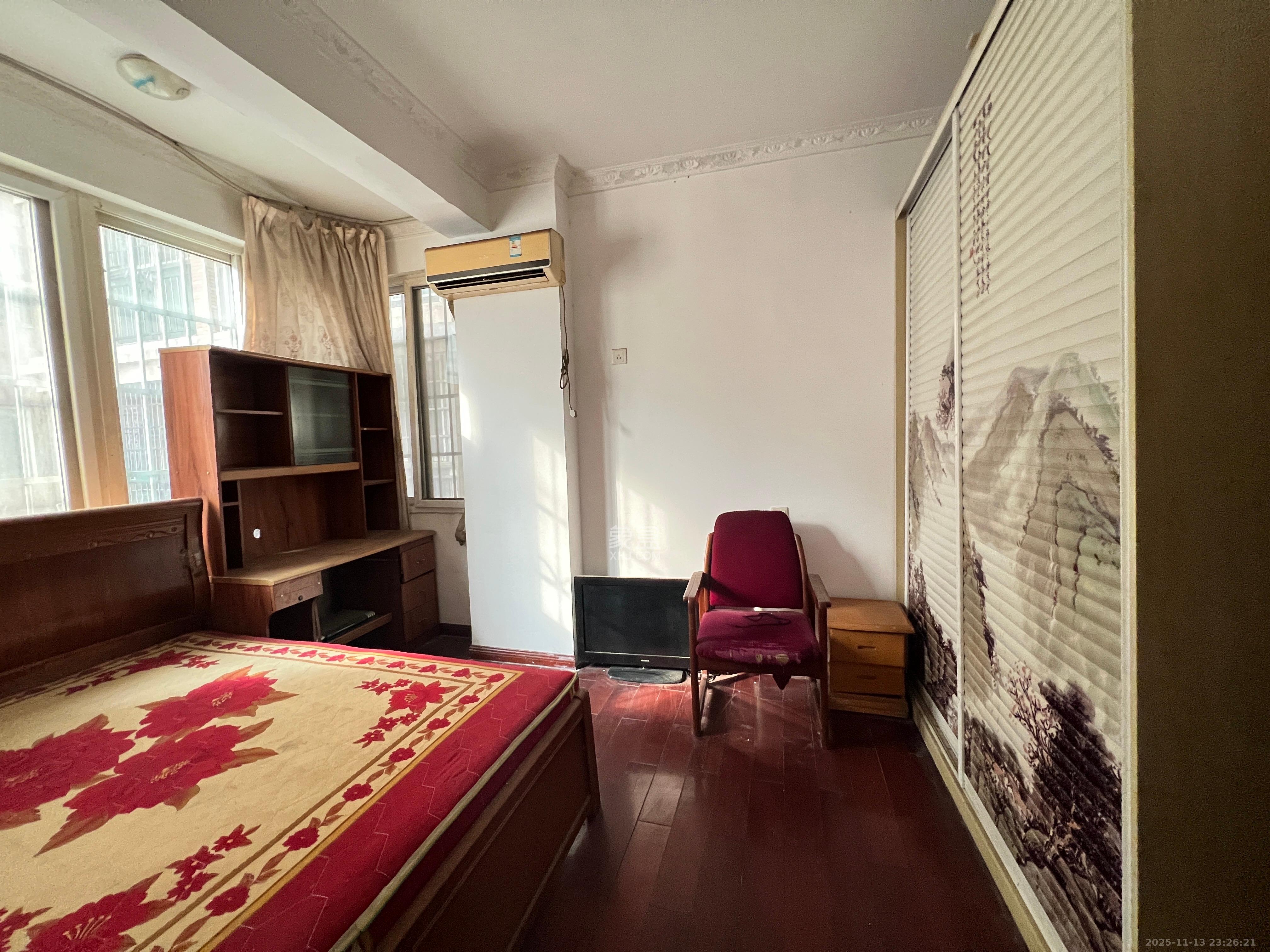 星城国际  2室2厅1卫    1300.0元/月室内图