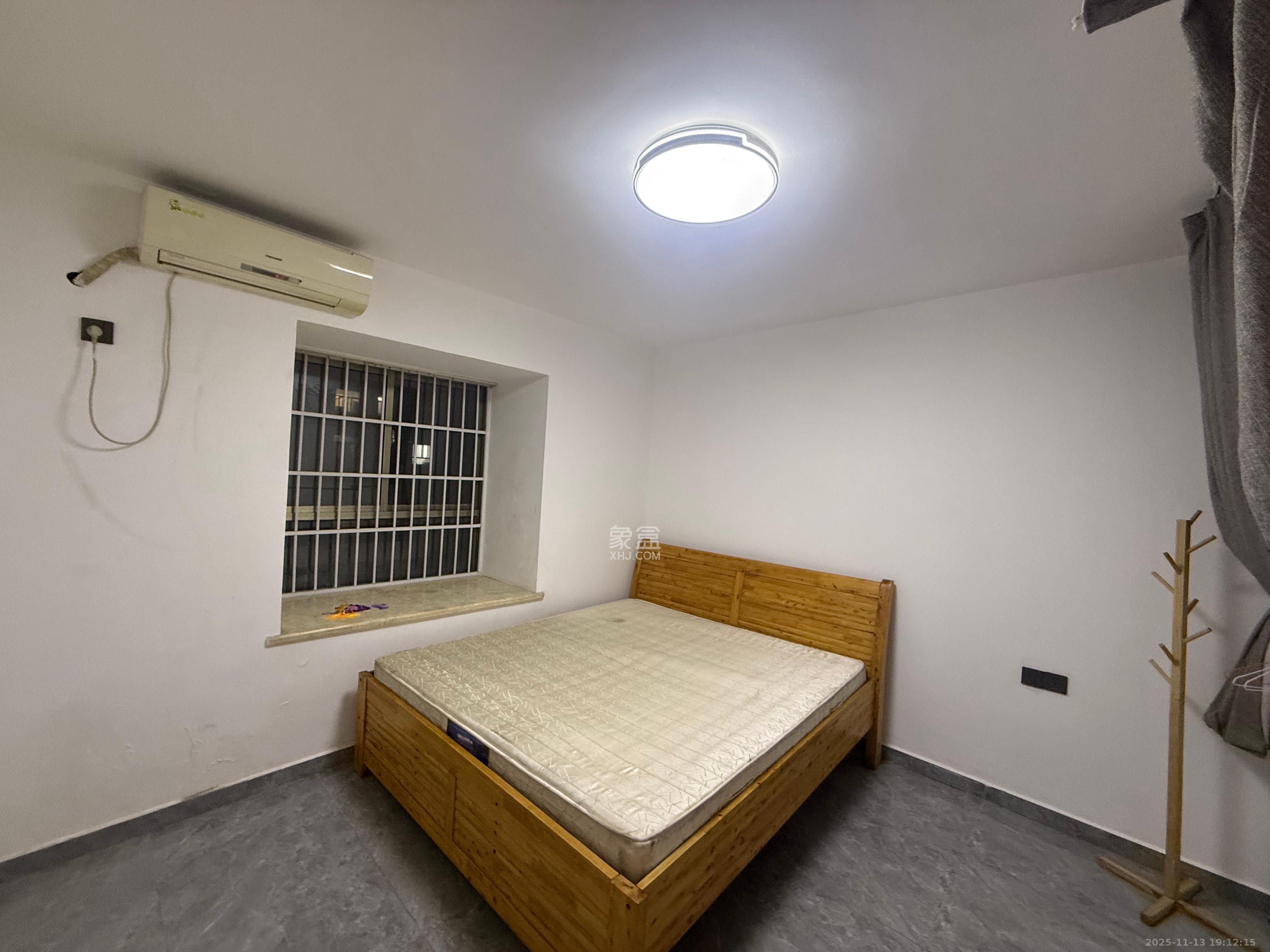 锦湘国际星城二期（锦雅苑）  3室2厅2卫    2800.0元/月室内图