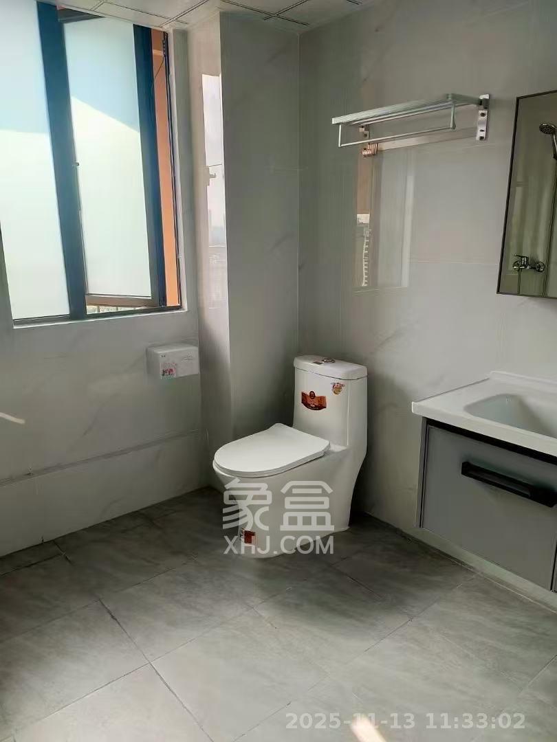 东合新苑 3室1厅2卫 2800.0元/月 东合新苑 3室1厅2卫 2800.0元/月室内图