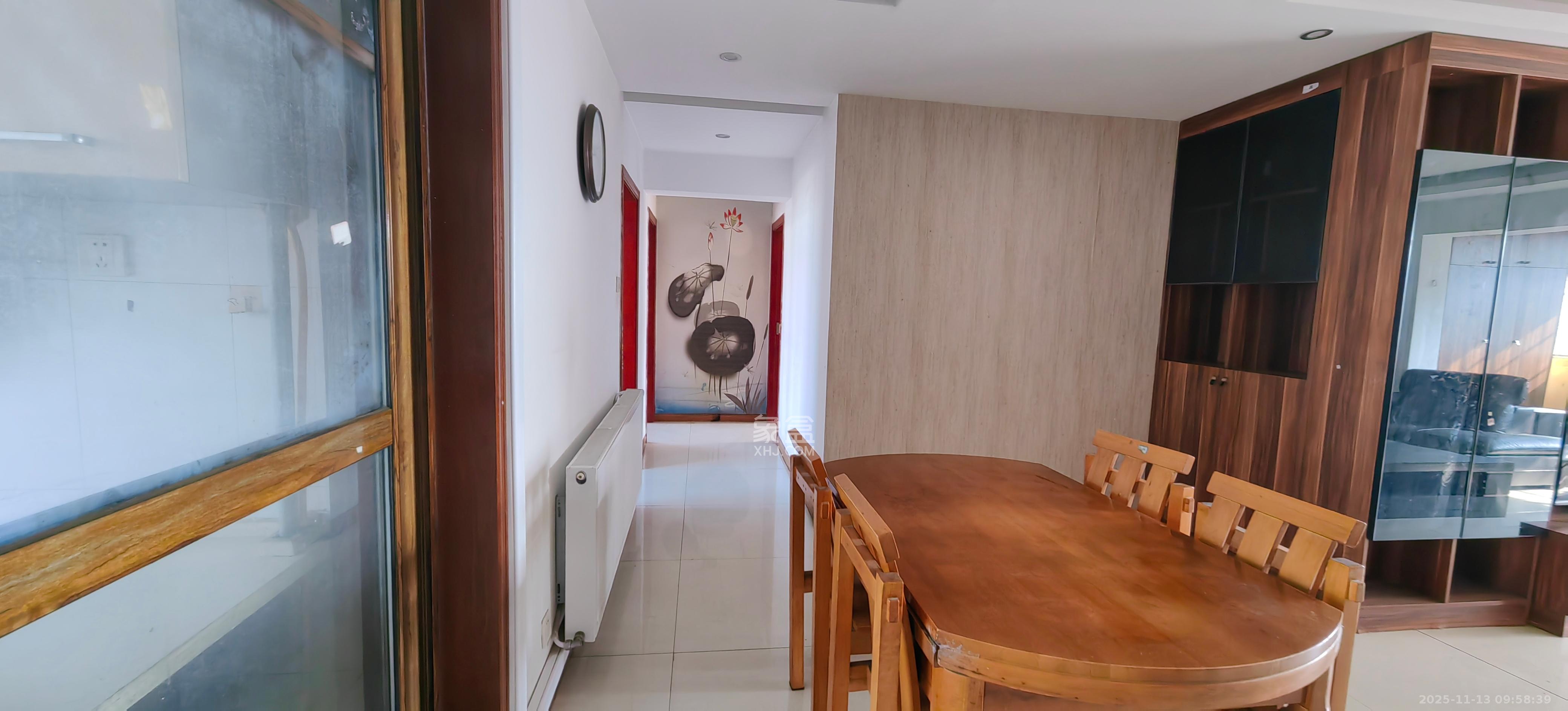 麓谷雅园 4室2厅2卫 2500.0元/月 麓谷雅园 4室2厅2卫 2500.0元/月室内图